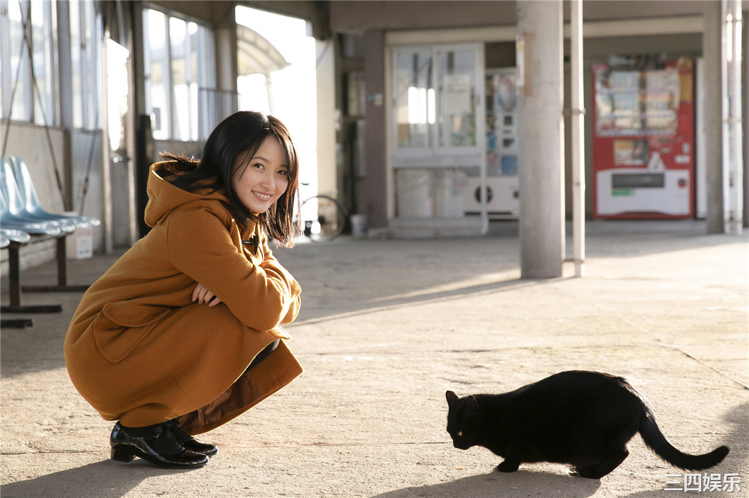 森户知沙希写真集《[Hello! Project Digital Books] Vol.206》高清全本