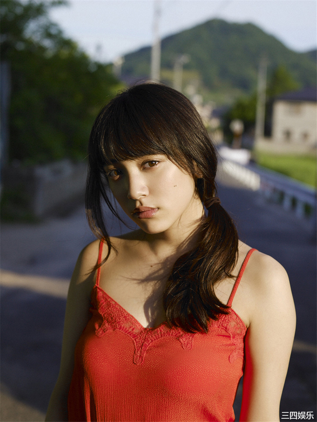 都丸纱也华写真集《[WPB-net] No.184 夏の扉をあけて》高清全本