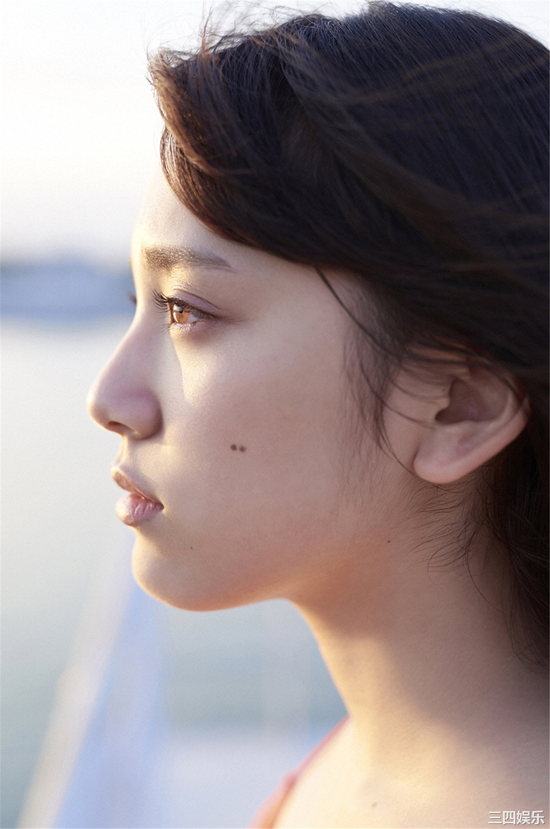 都丸纱也华写真集《[WPB-net] No.184 夏の扉をあけて》高清全本