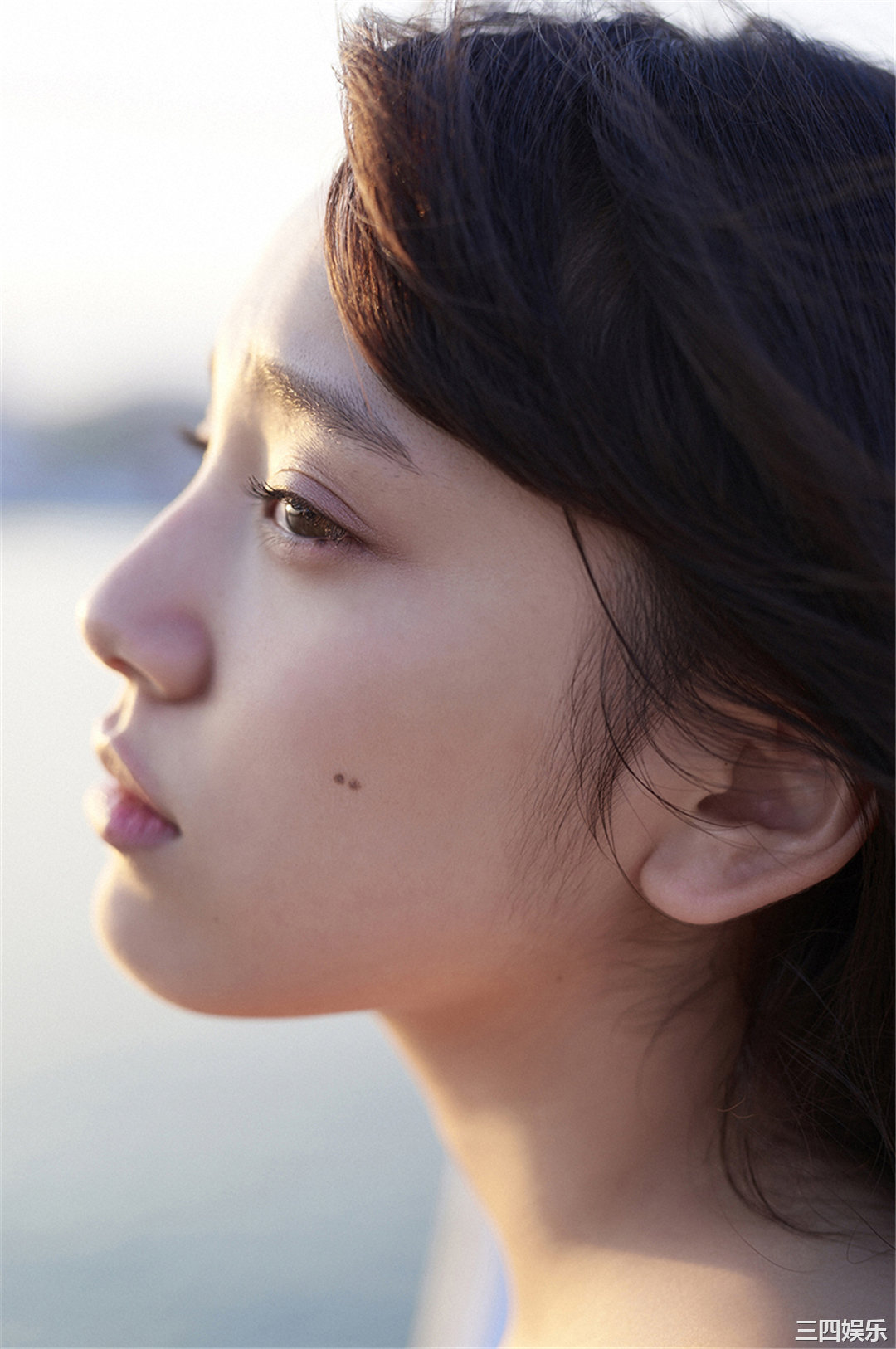 都丸纱也华写真集《[WPB-net] No.184 夏の扉をあけて》高清全本