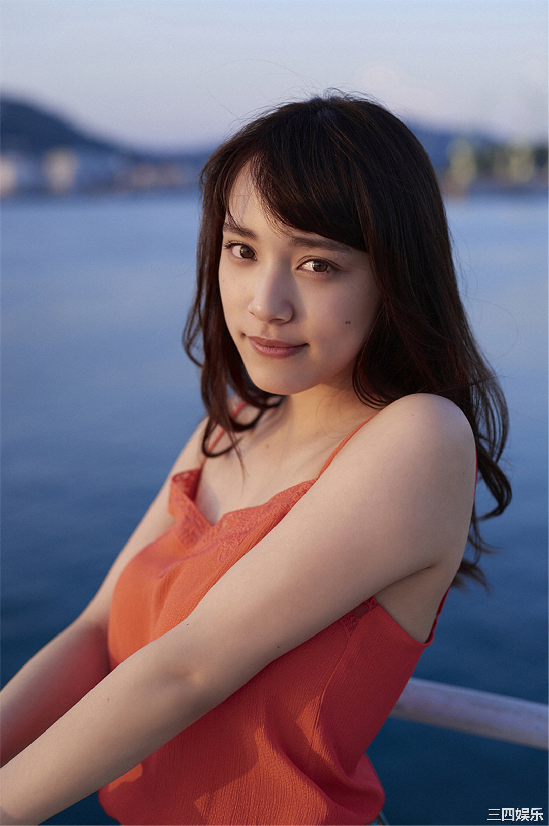 都丸纱也华写真集《[WPB-net] No.184 夏の扉をあけて》高清全本