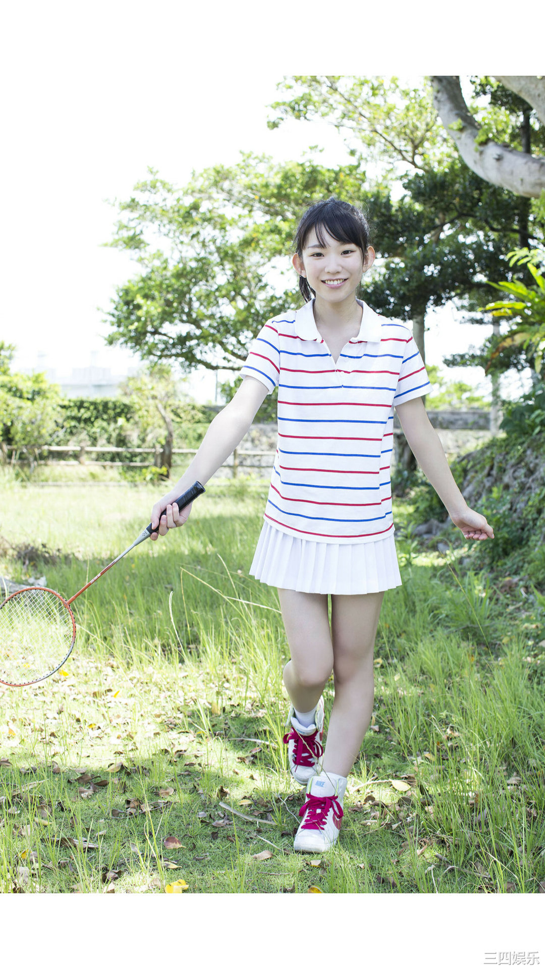 长泽茉里奈写真集《ピュア美少女登場》高清全本