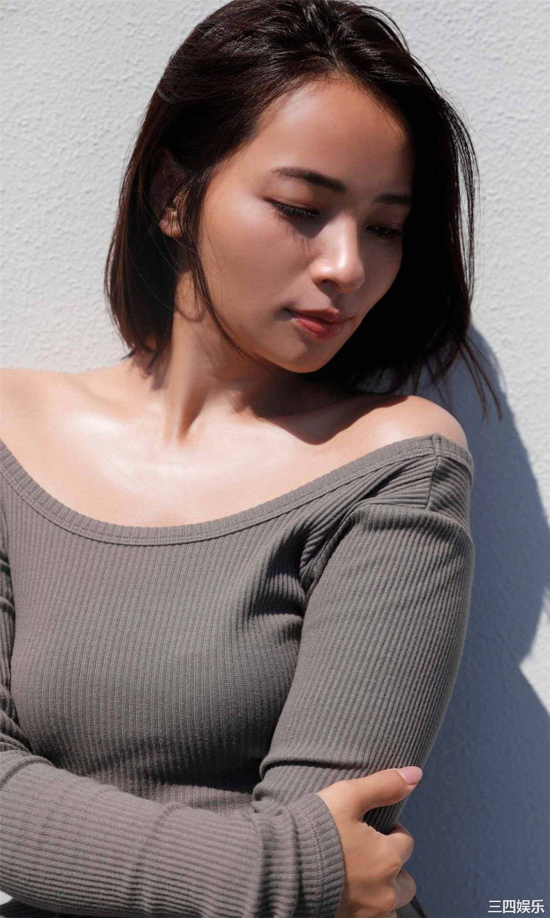 水崎绫女写真集《最後の恋》普清全本