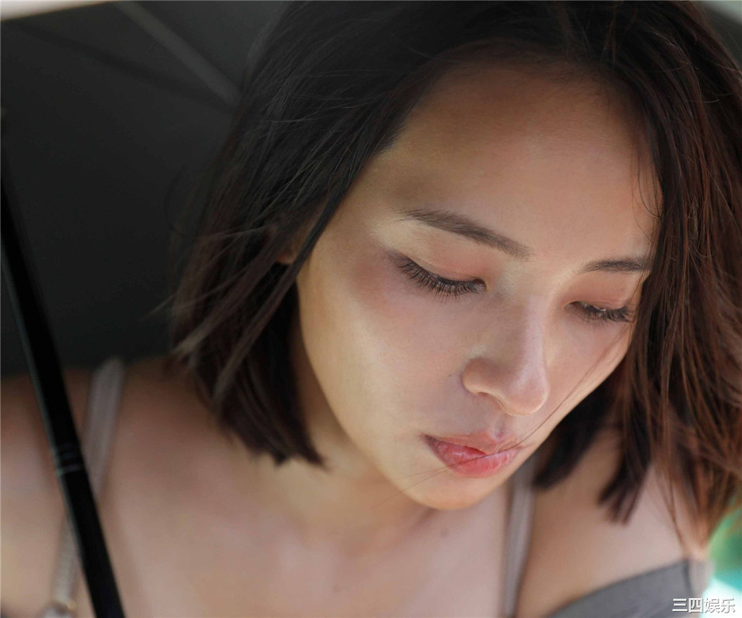 水崎绫女写真集《最後の恋》普清全本