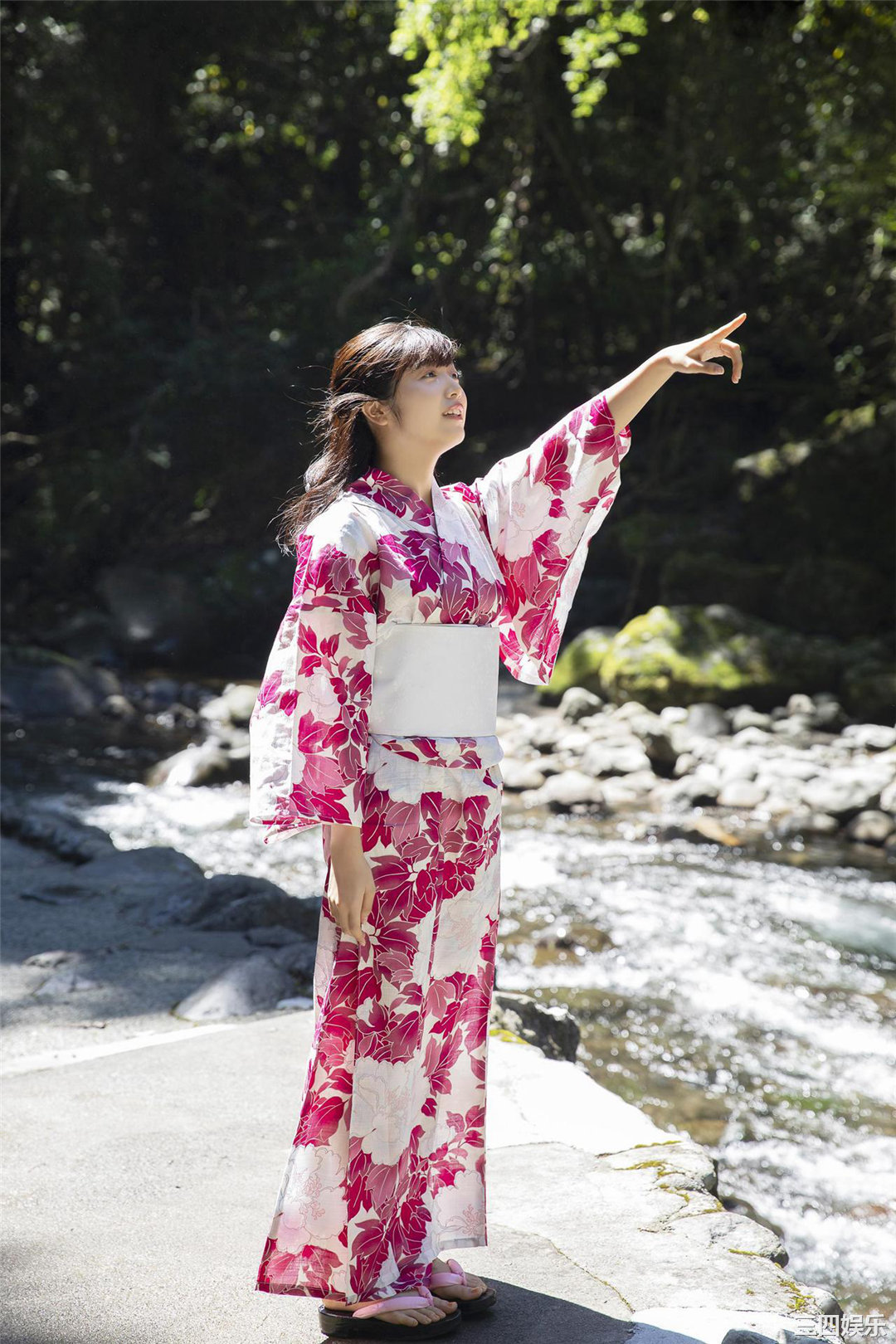 吉田莉樱写真集《Clear》高清全本