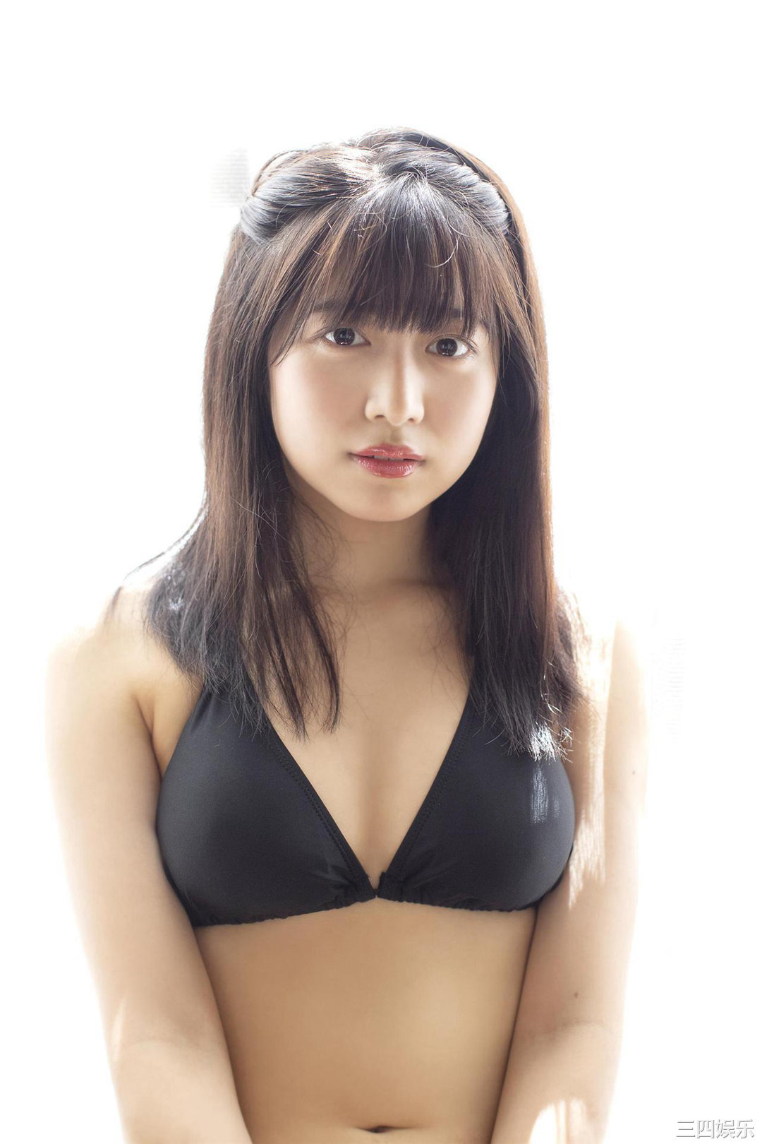 吉田莉樱写真集《Clear》高清全本