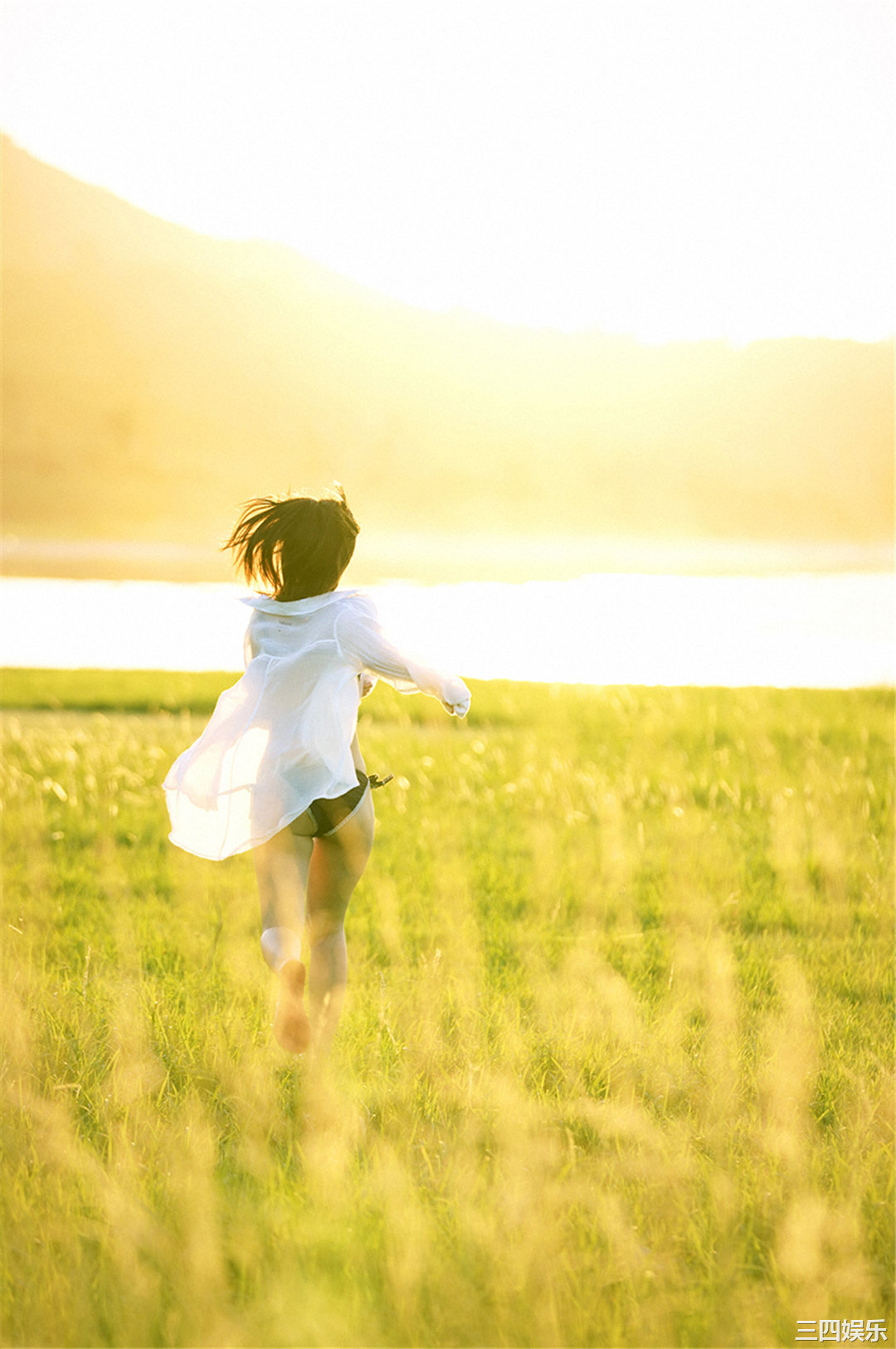 浅仓唯写真集《[WPB-net]  かわいいの神様》高清全本