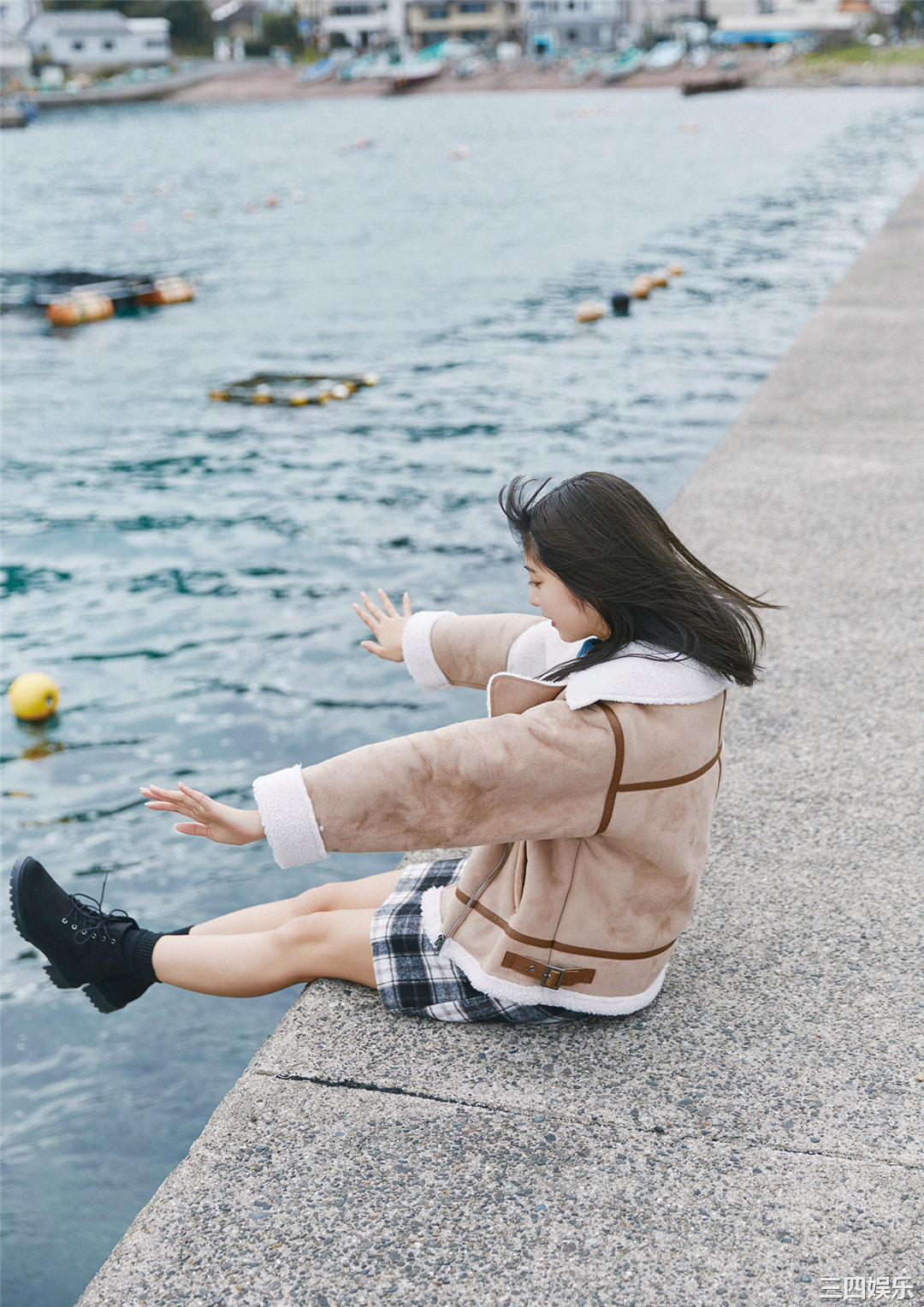 吉田莉樱写真集《気づいたら、恋。》高清全本