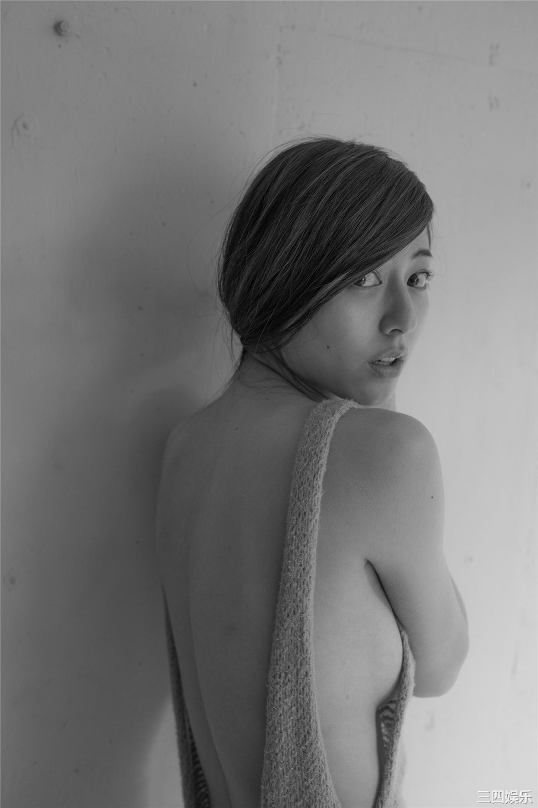 杉本有美写真集《杉本有美×松田忠雄 yumi-mono-chrome》高清全本