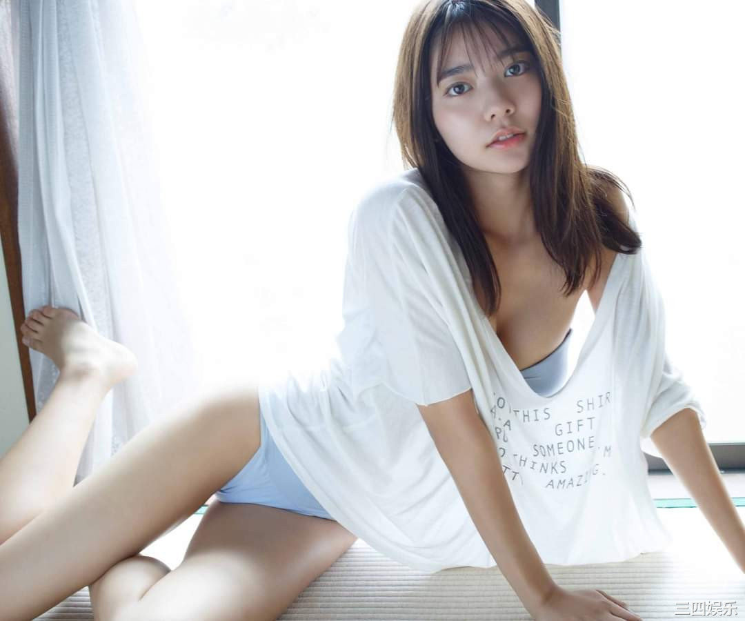 川津明日香写真集《高く、美しく。》普清全本