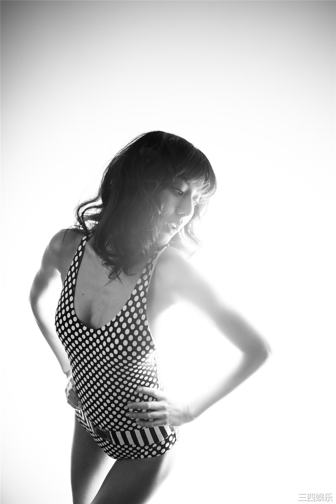 杉本有美写真集《杉本有美×松田忠雄 yumi-mono-chrome》高清全本