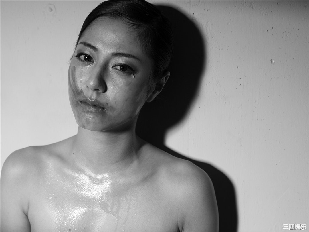 杉本有美写真集《杉本有美×松田忠雄 yumi-mono-chrome》高清全本