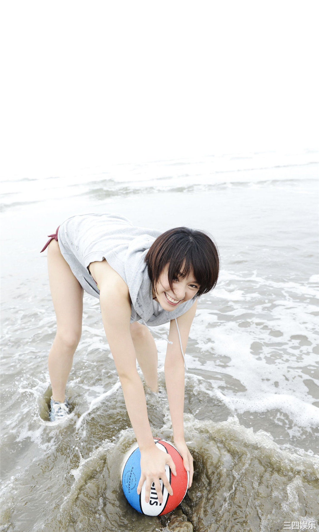 大泽光写真集《仮面ライダー新ヒロインはショートカット美女》高清全本