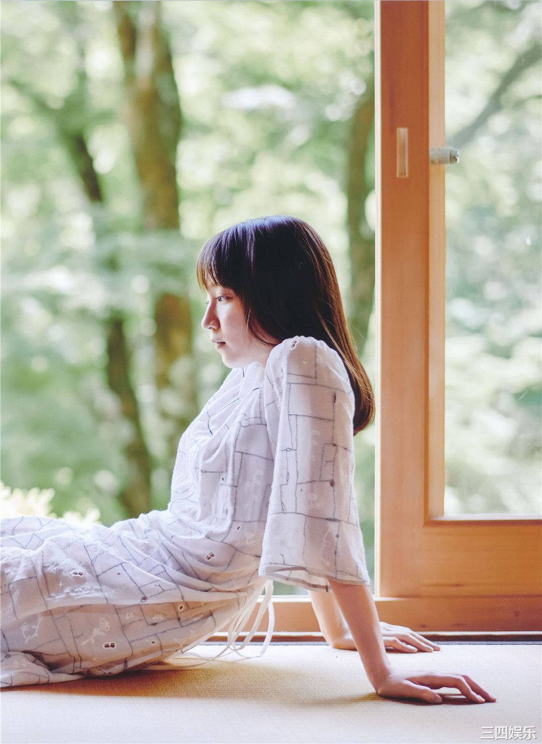 吉冈里帆写真集《里帆採取》高清全本