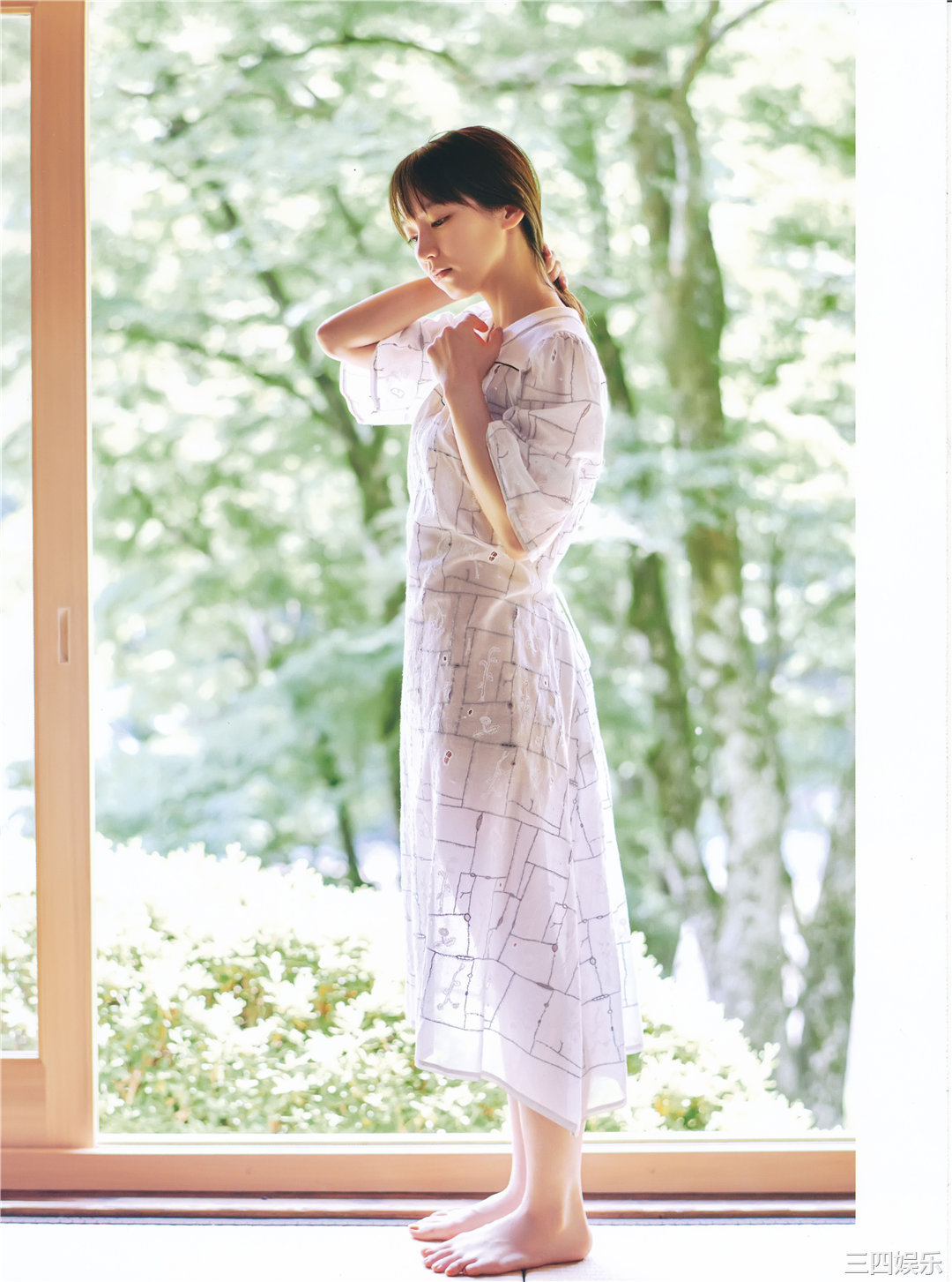 吉冈里帆写真集《里帆採取》高清全本