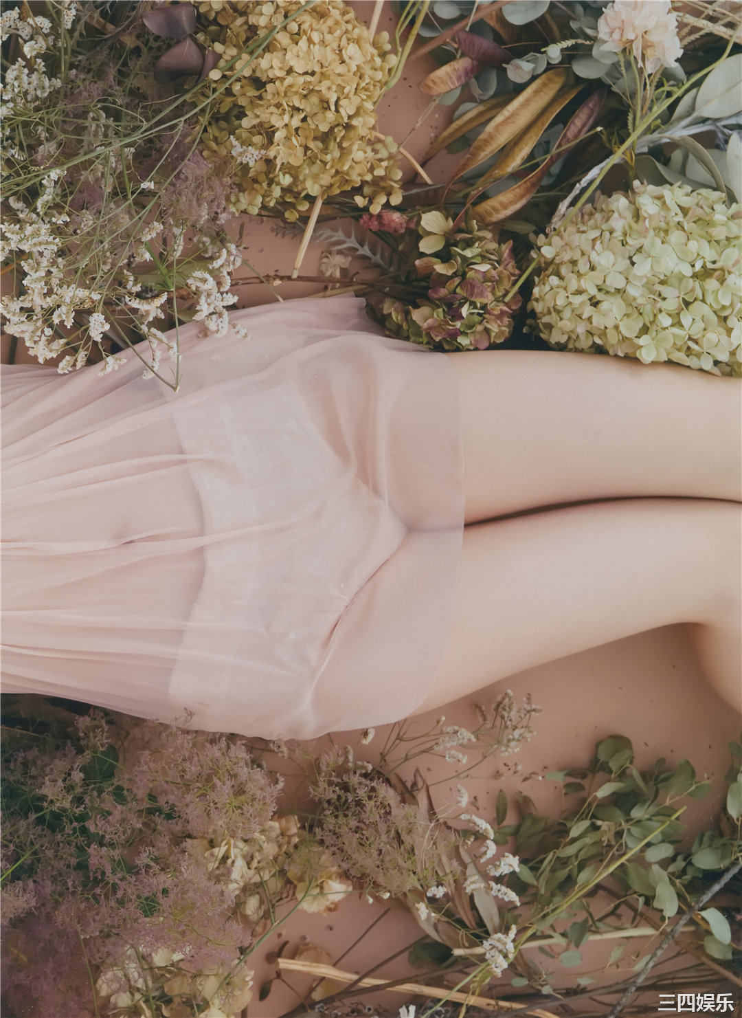 吉冈里帆写真集《里帆採取》高清全本