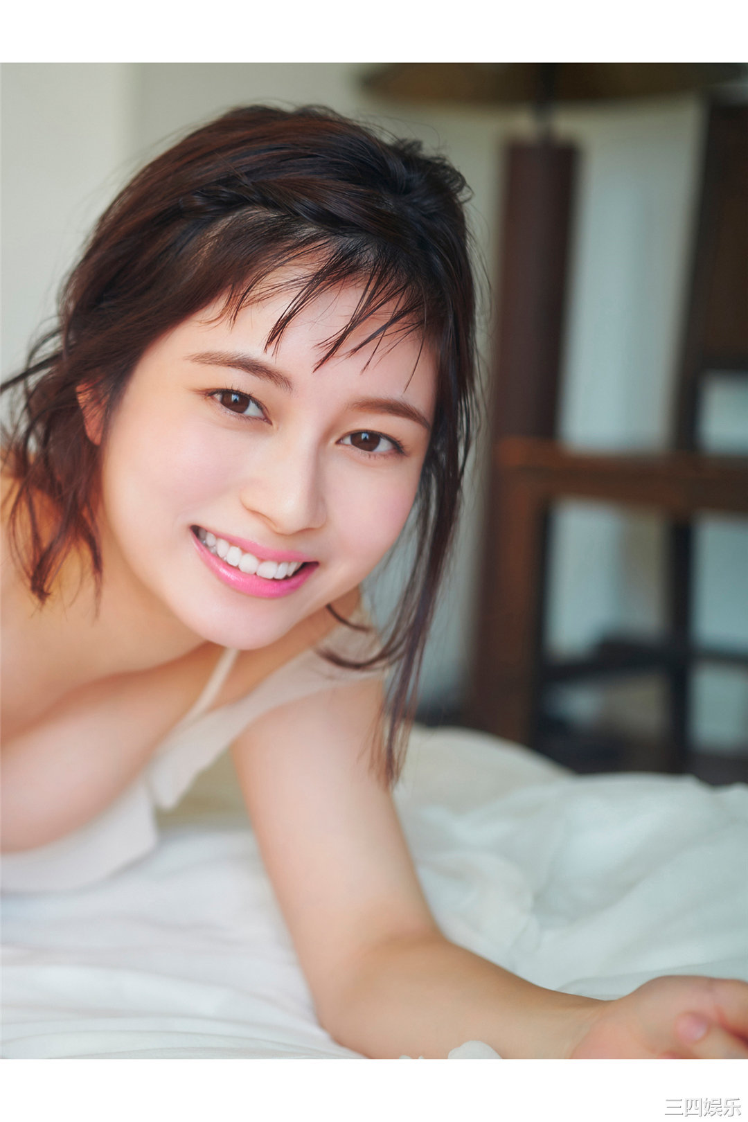 大久保樱子写真集《ヒロインの素肌》高清全本