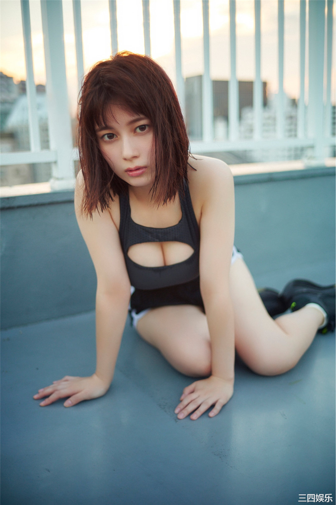 大久保樱子写真集《ヒロインの素肌》高清全本