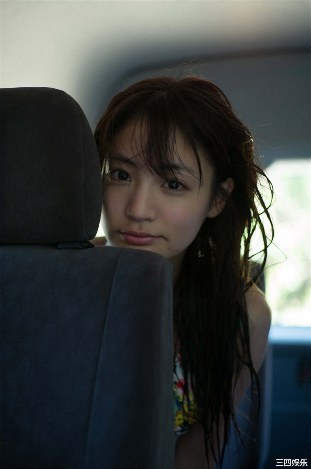 志田友美写真集《[WPB-net] Extra EX766 「—成熟—」》高清全本