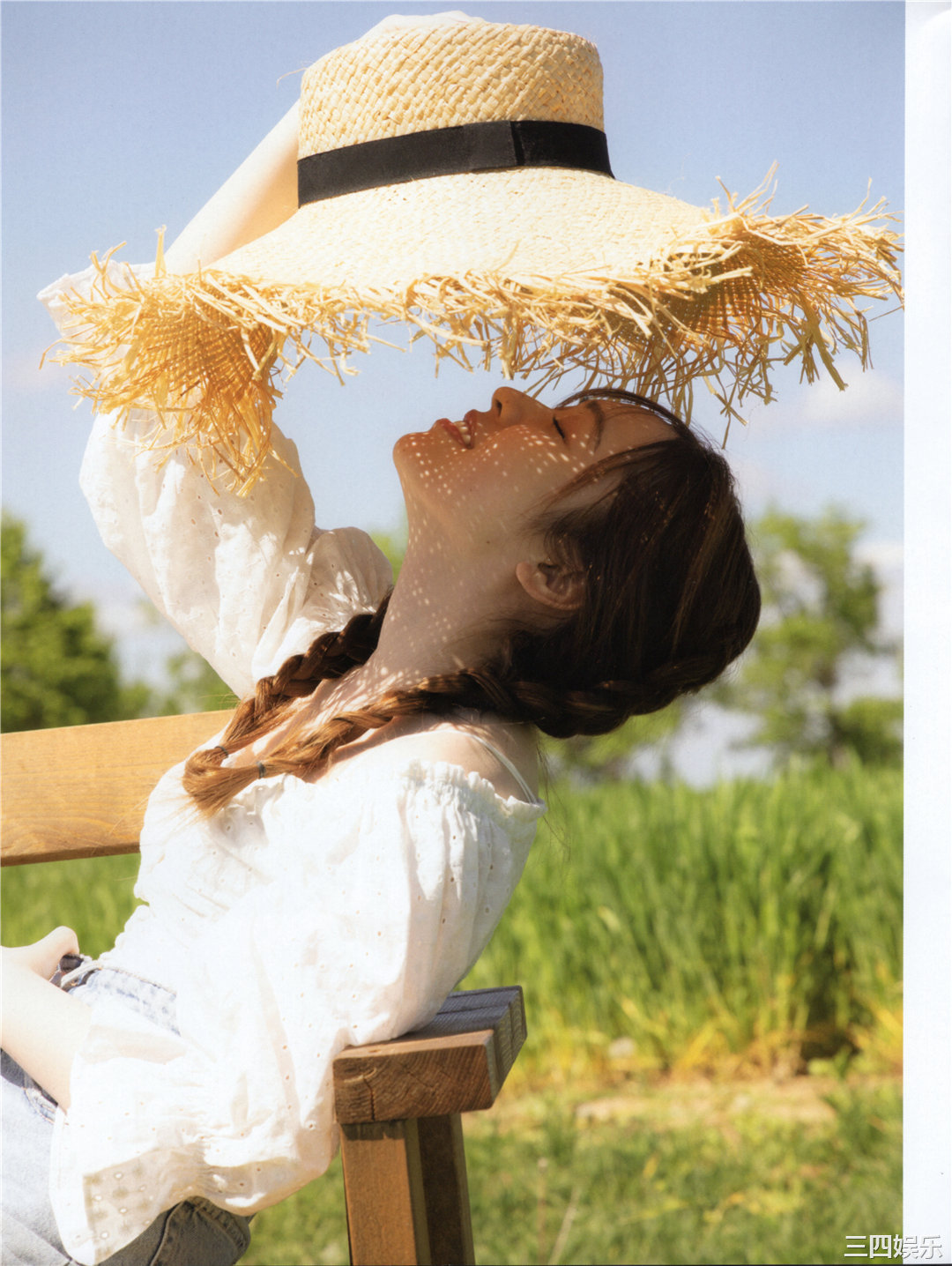 渡边米丽爱1ST写真集《消極的な華やかさ》高清全本