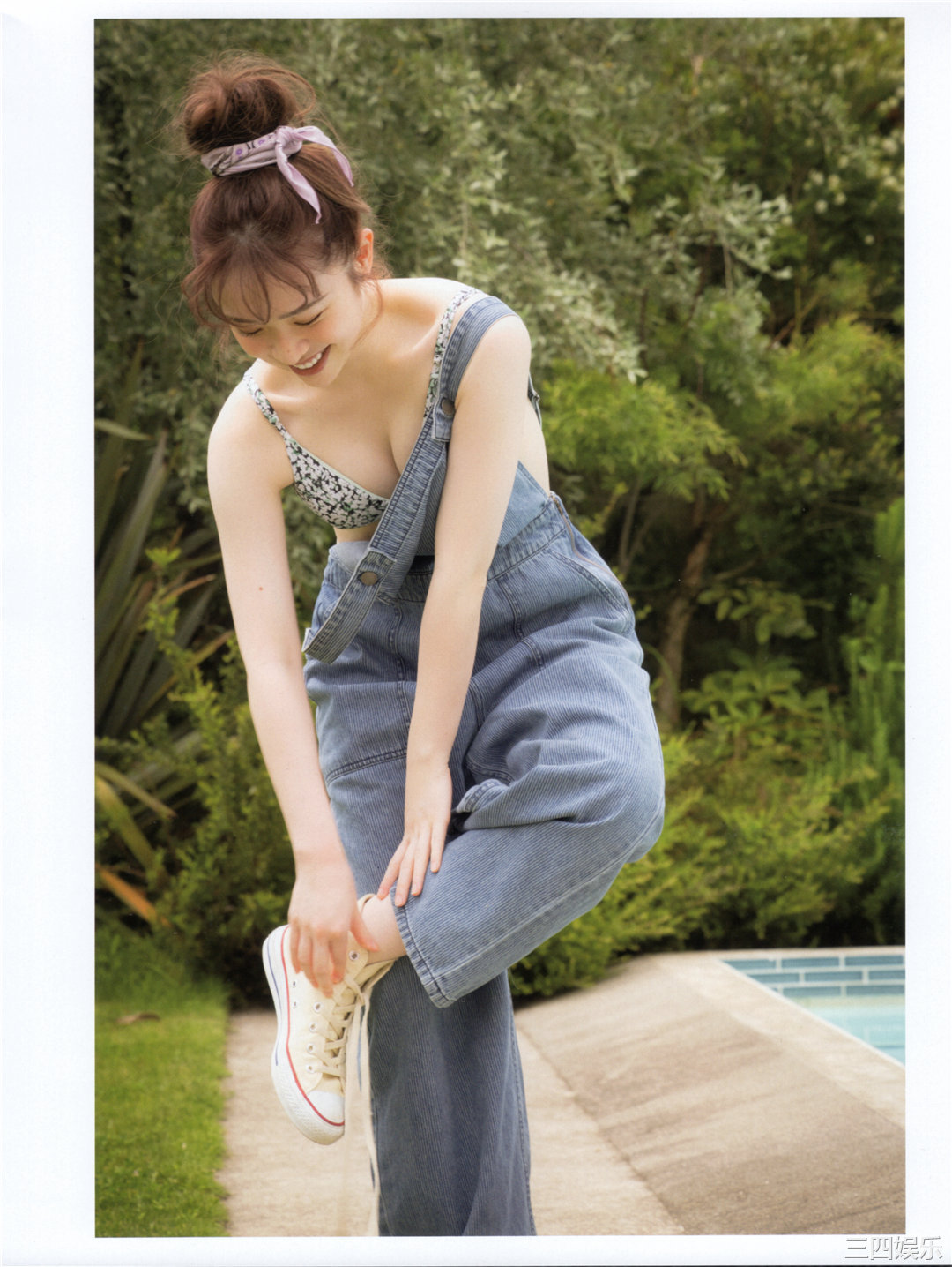 渡边米丽爱1ST写真集《消極的な華やかさ》高清全本