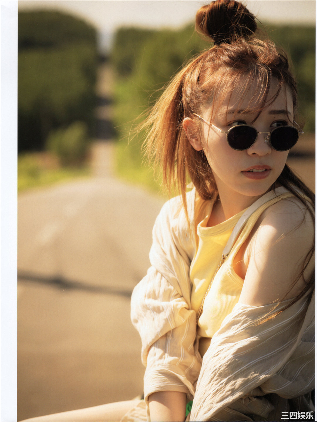 渡边米丽爱1ST写真集《消極的な華やかさ》高清全本