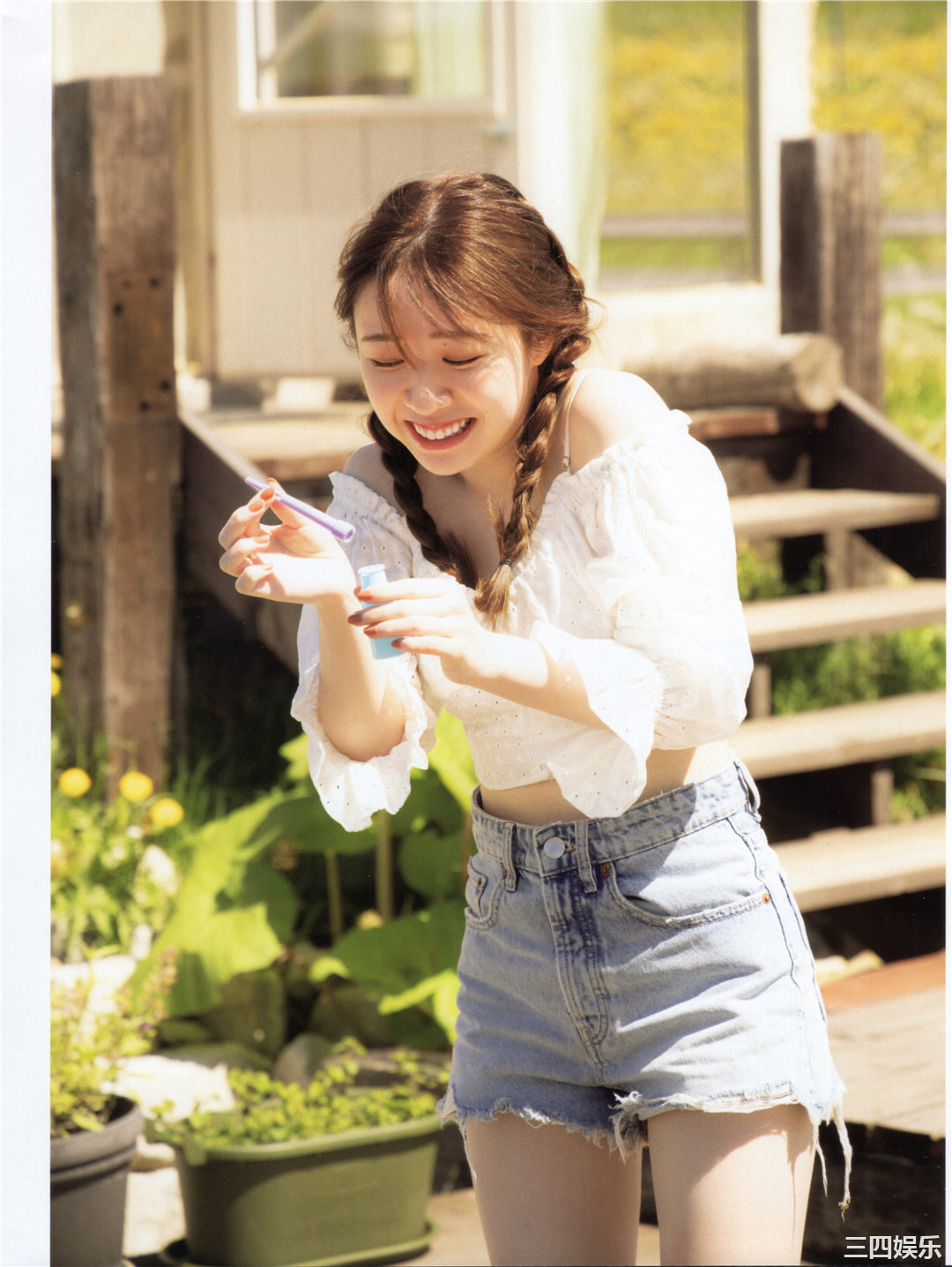 渡边米丽爱1ST写真集《消極的な華やかさ》高清全本