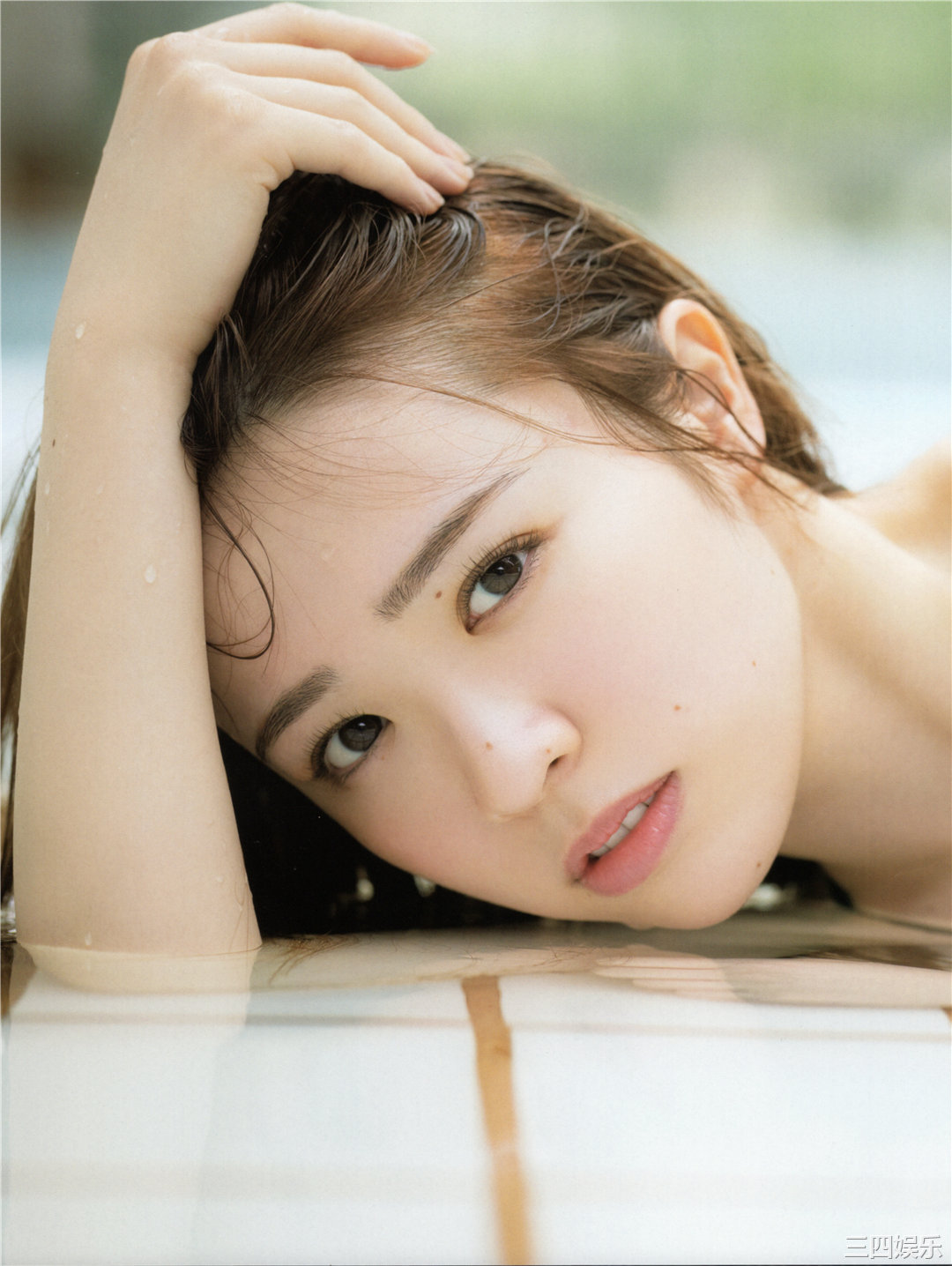 渡边米丽爱1ST写真集《消極的な華やかさ》高清全本