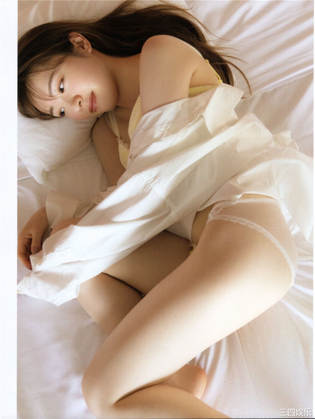 渡边米丽爱1ST写真集《消極的な華やかさ》高清全本