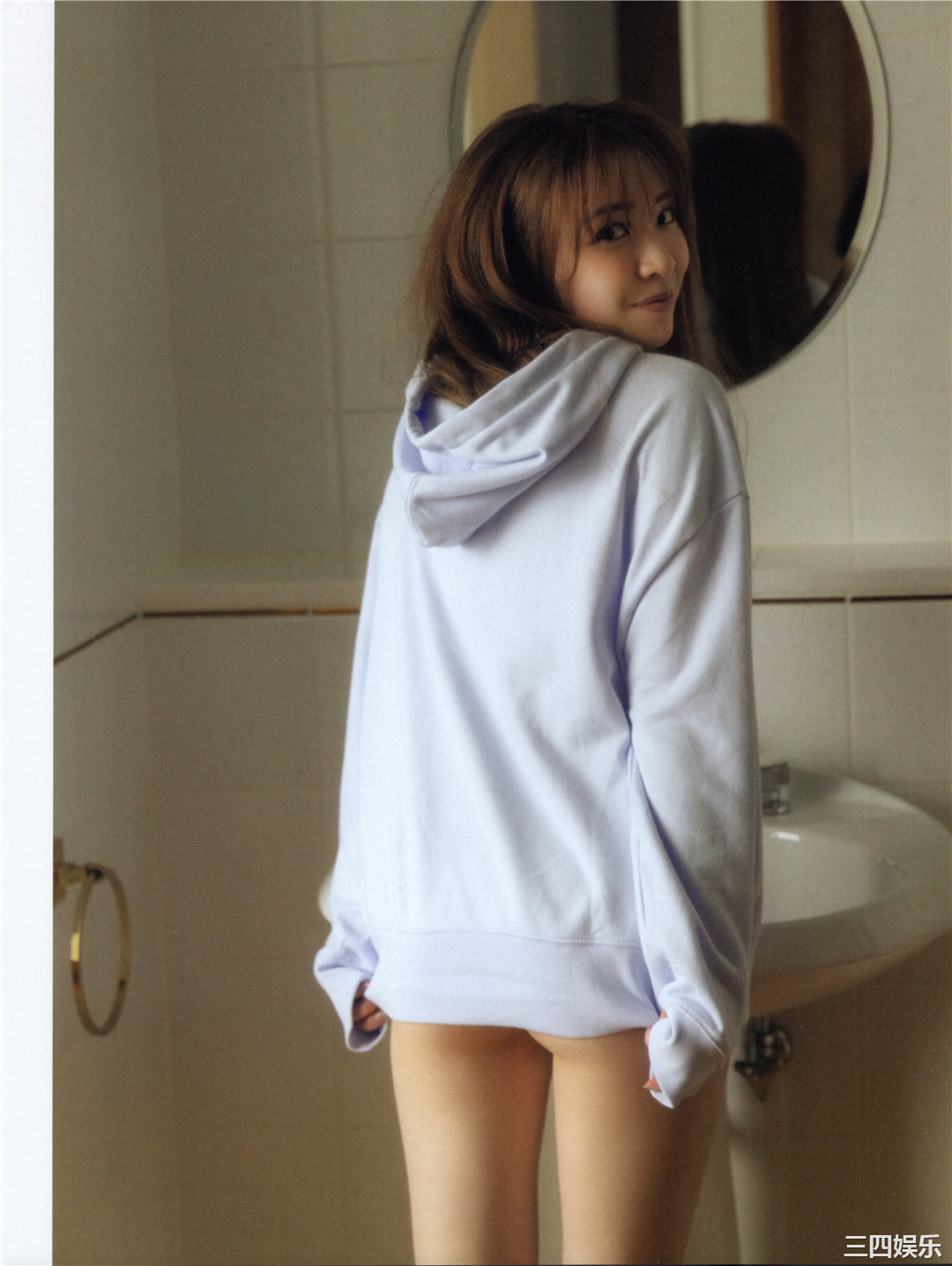 渡边米丽爱1ST写真集《消極的な華やかさ》高清全本