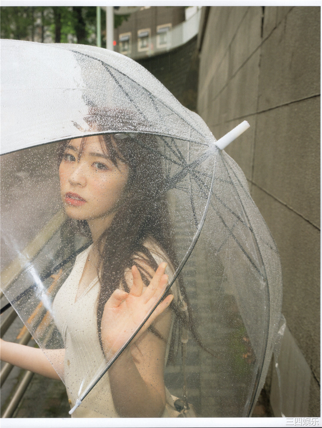 渡边米丽爱1ST写真集《消極的な華やかさ》高清全本