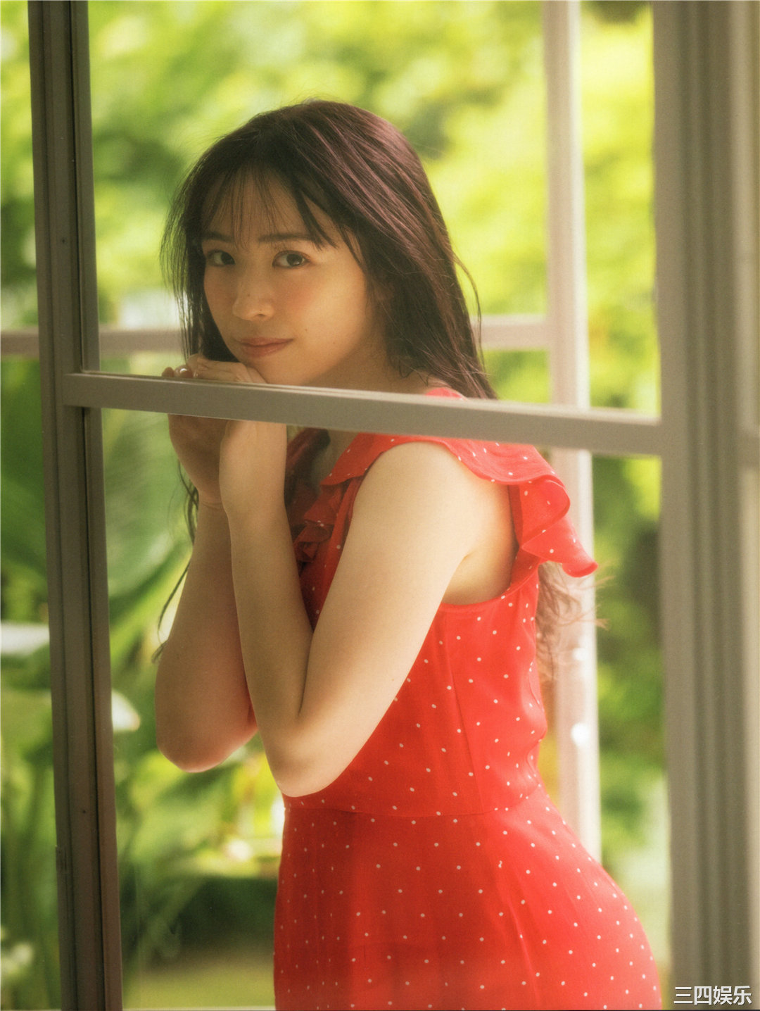 渡边米丽爱1ST写真集《消極的な華やかさ》高清全本