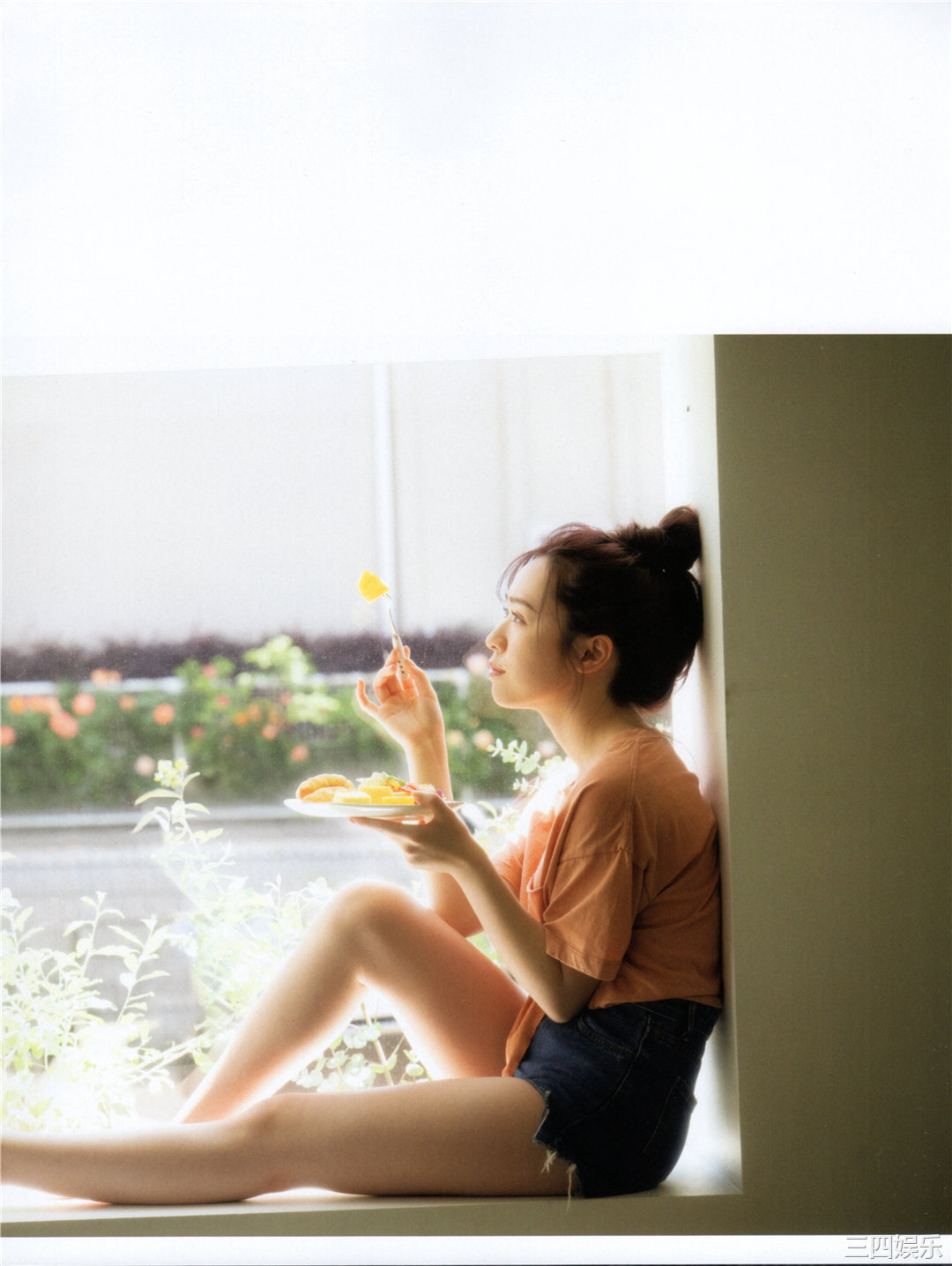 渡边米丽爱1ST写真集《消極的な華やかさ》高清全本