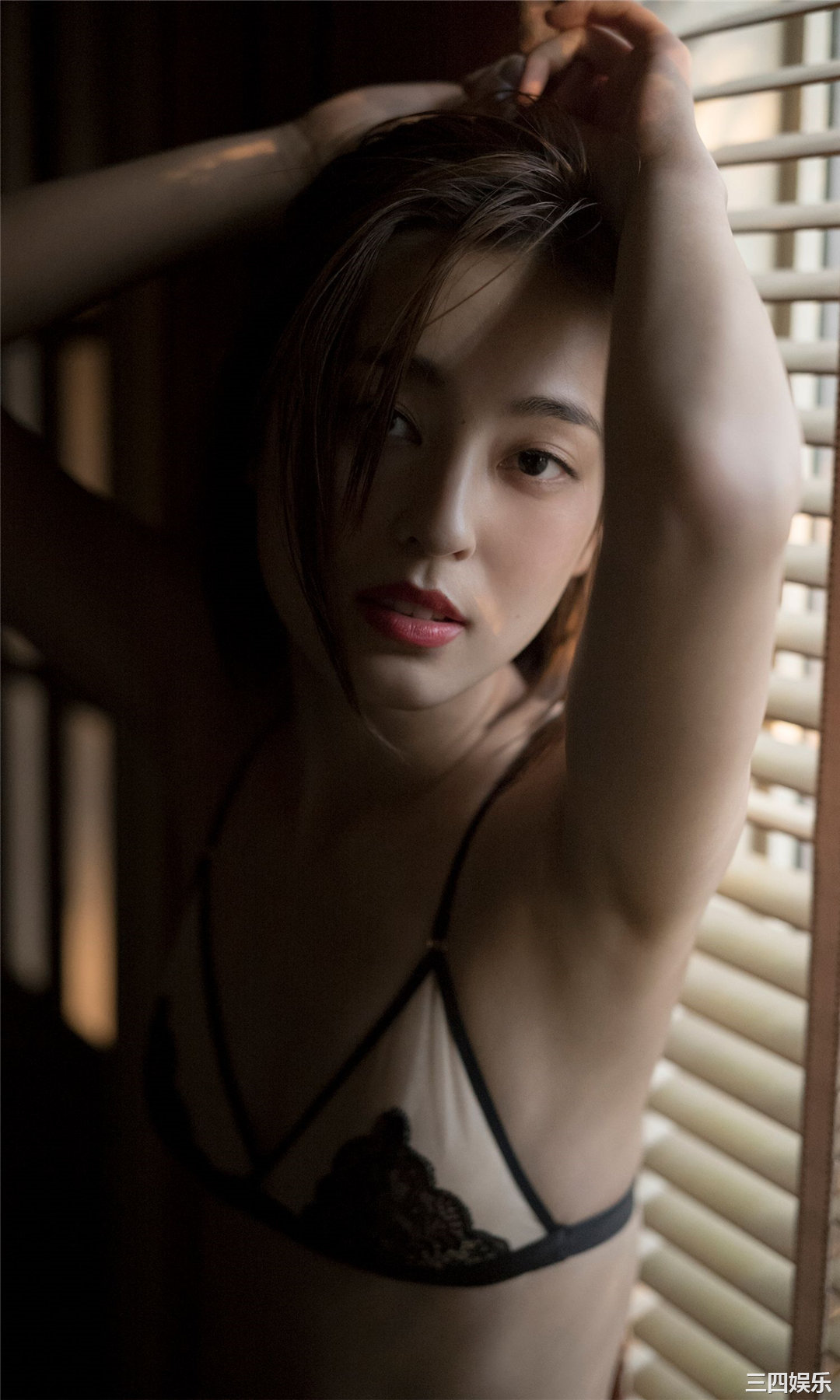 泷裕可里写真集《え!　私にグラビアのオファーですか？（笑）》高清全本