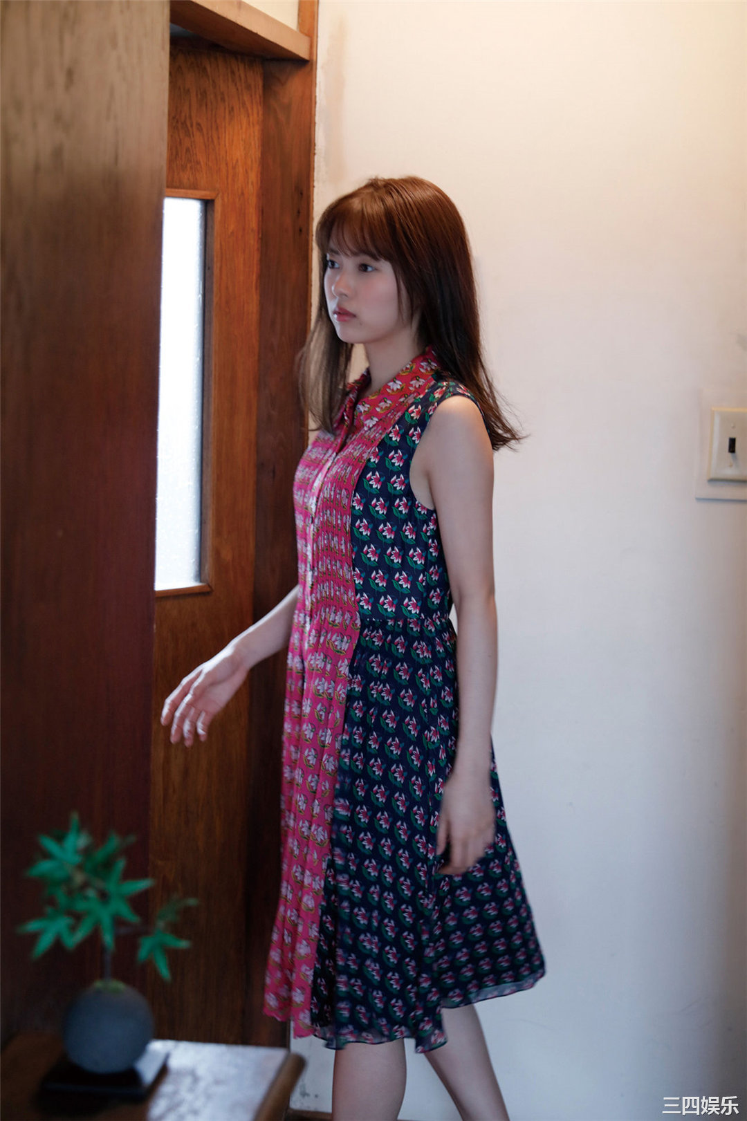 新条由芽写真集《キラめくヒロイン》高清全本