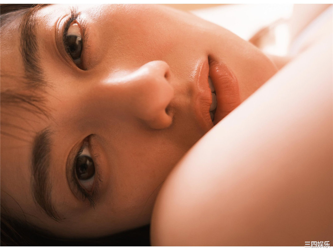 奥山和纱写真集《光艶》高清全本