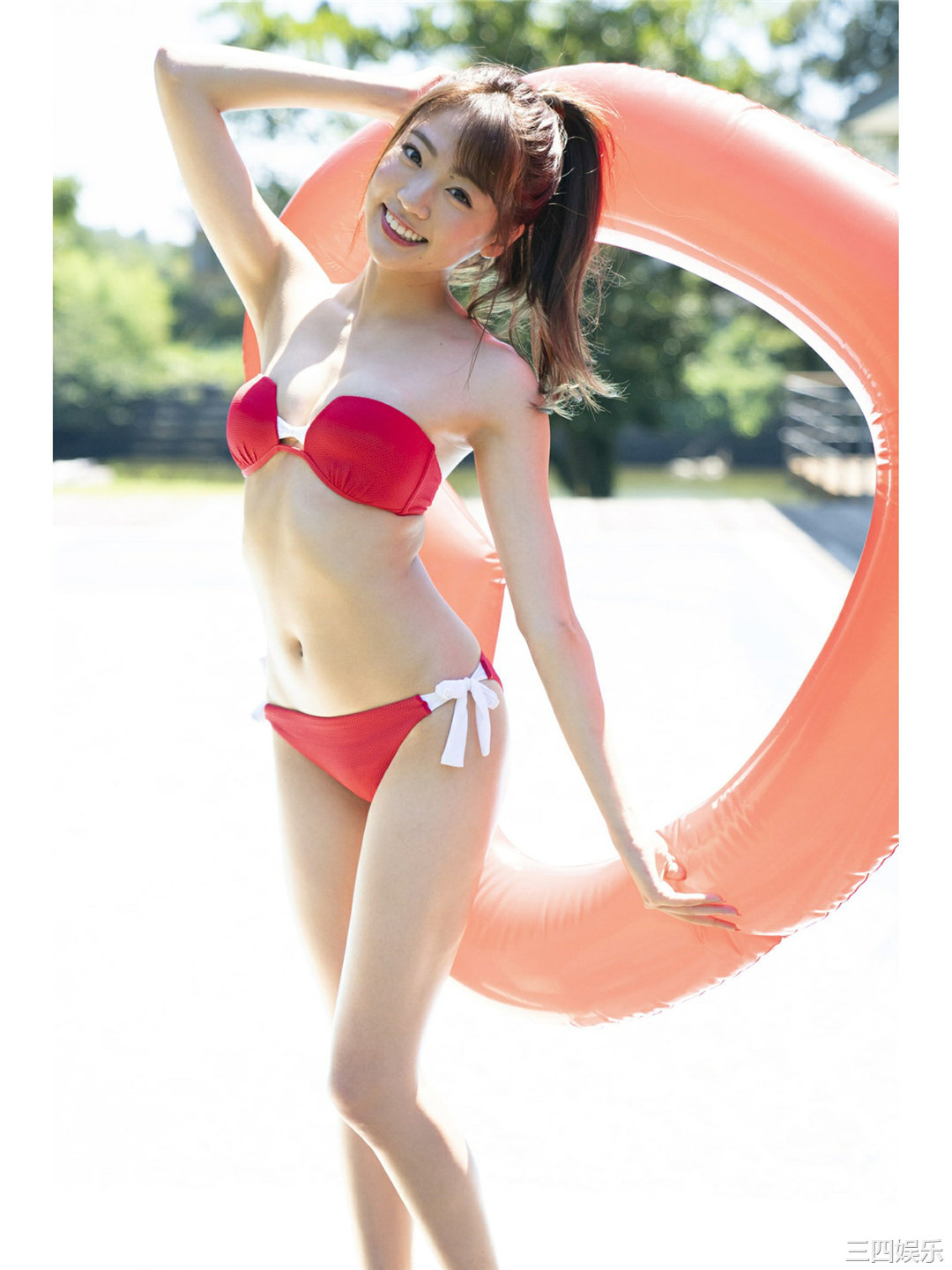 志田友美写真集《美脚天使は夢をみる》高清全本