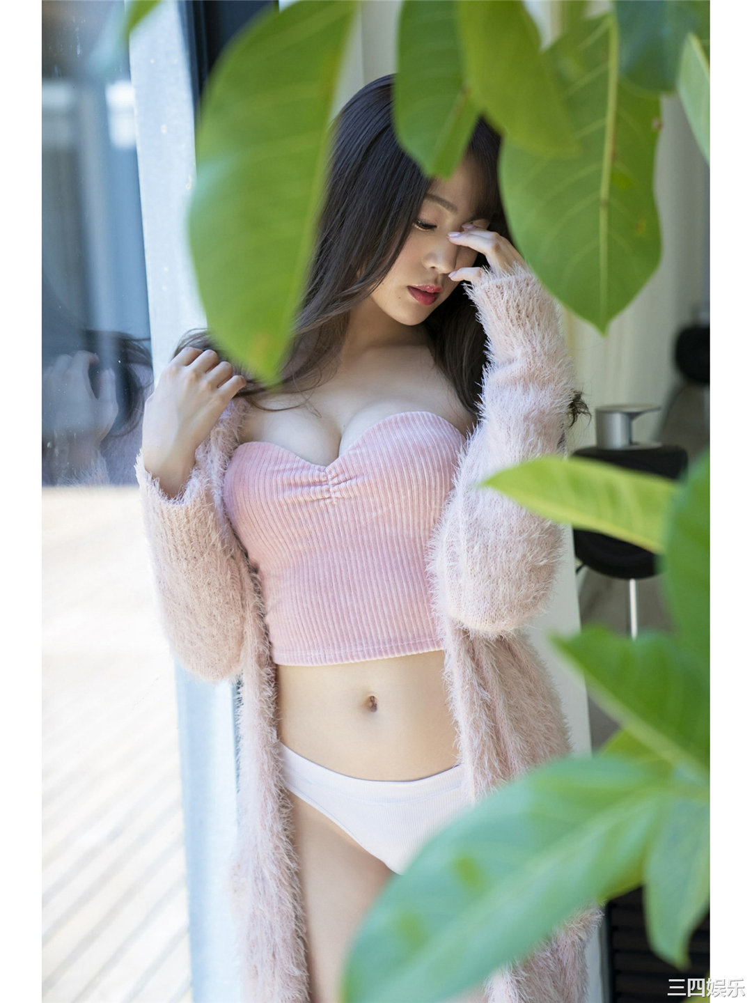 志田友美写真集《美脚天使は夢をみる》高清全本