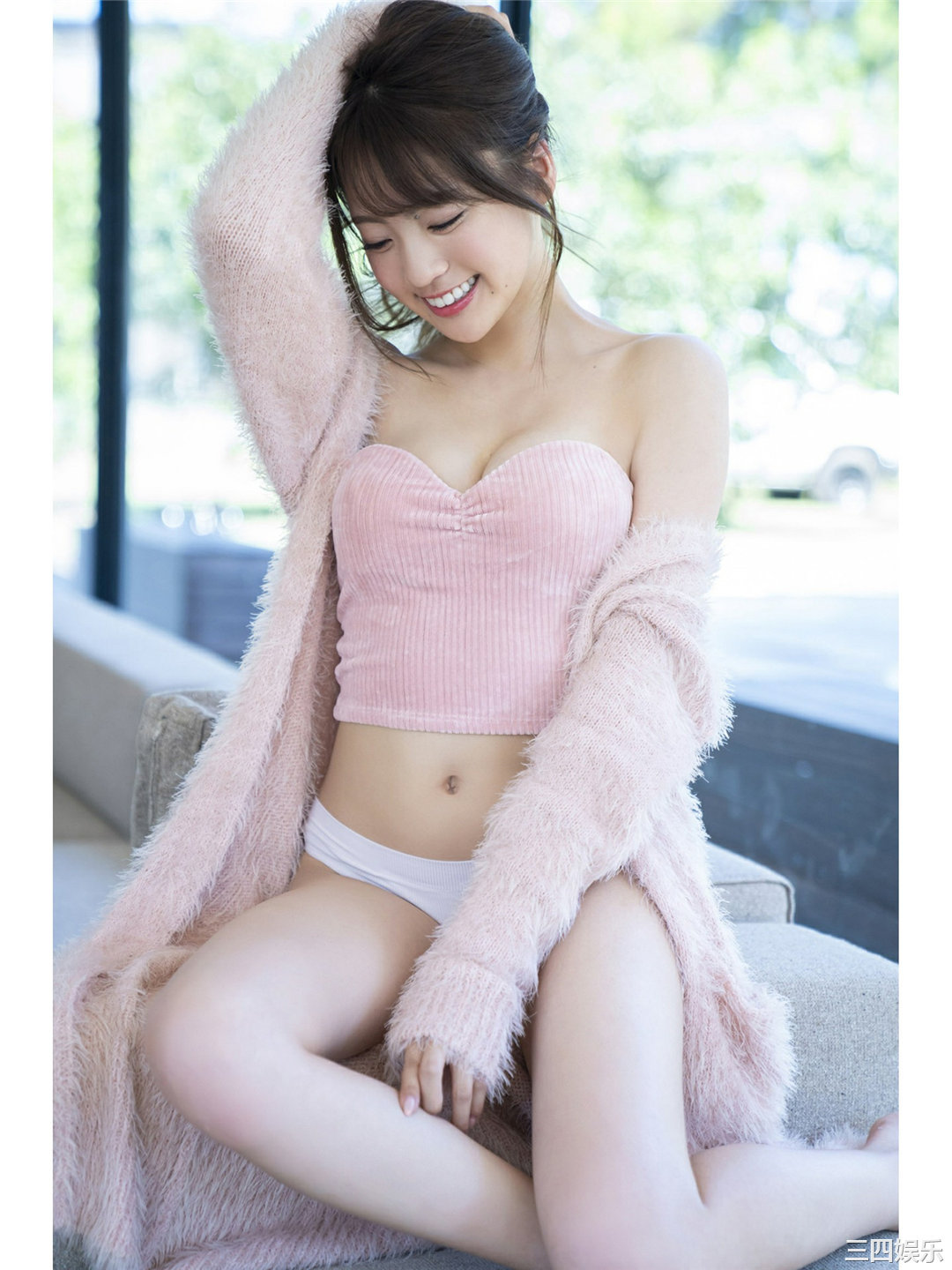 志田友美写真集《美脚天使は夢をみる》高清全本