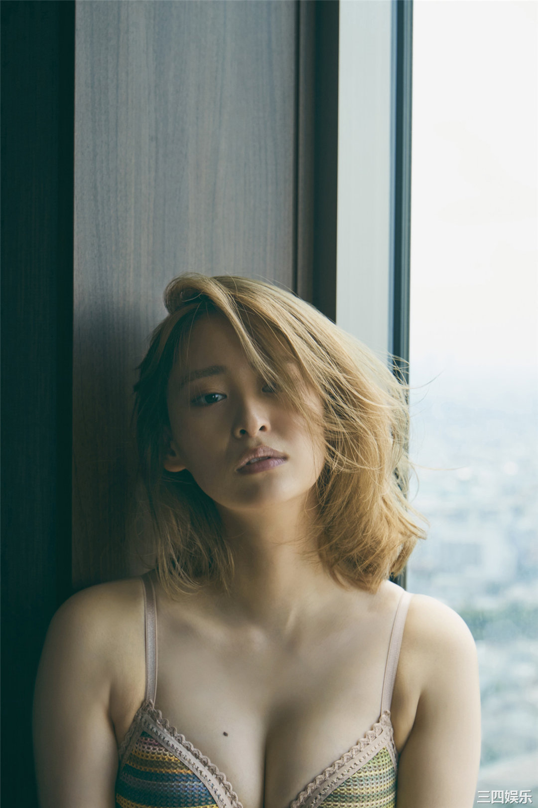 柳美稀写真集《挑発するカラダ》高清全本