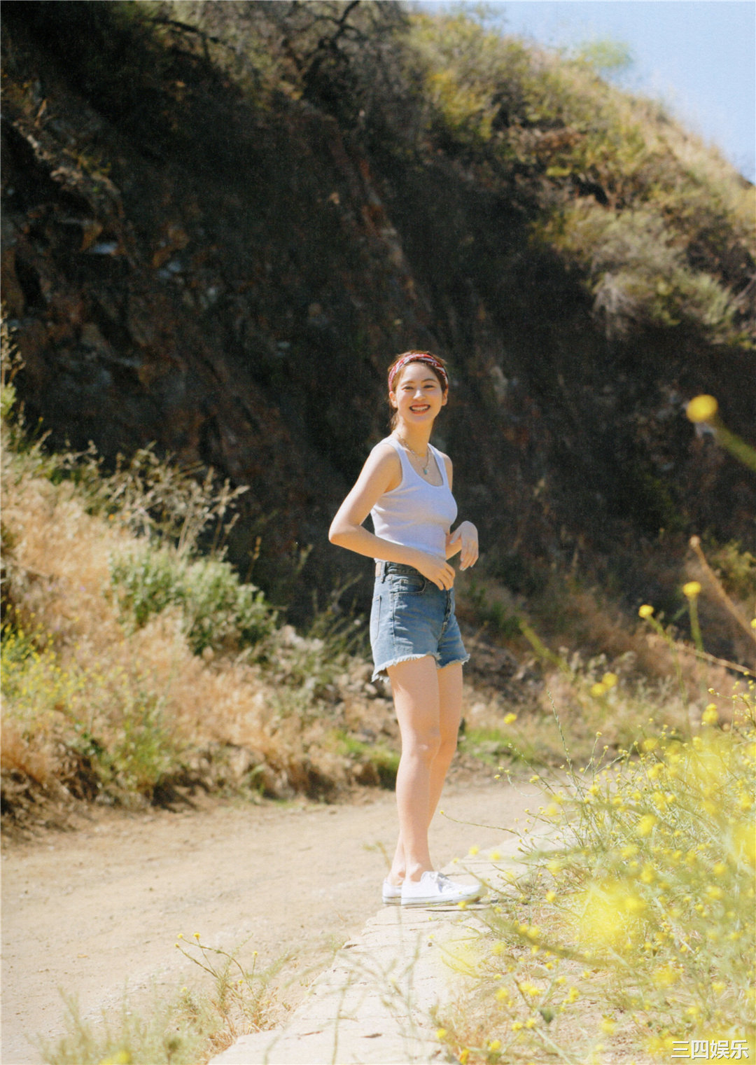 枫1ST写真集《ねぇ、聞いて! !》高清全本