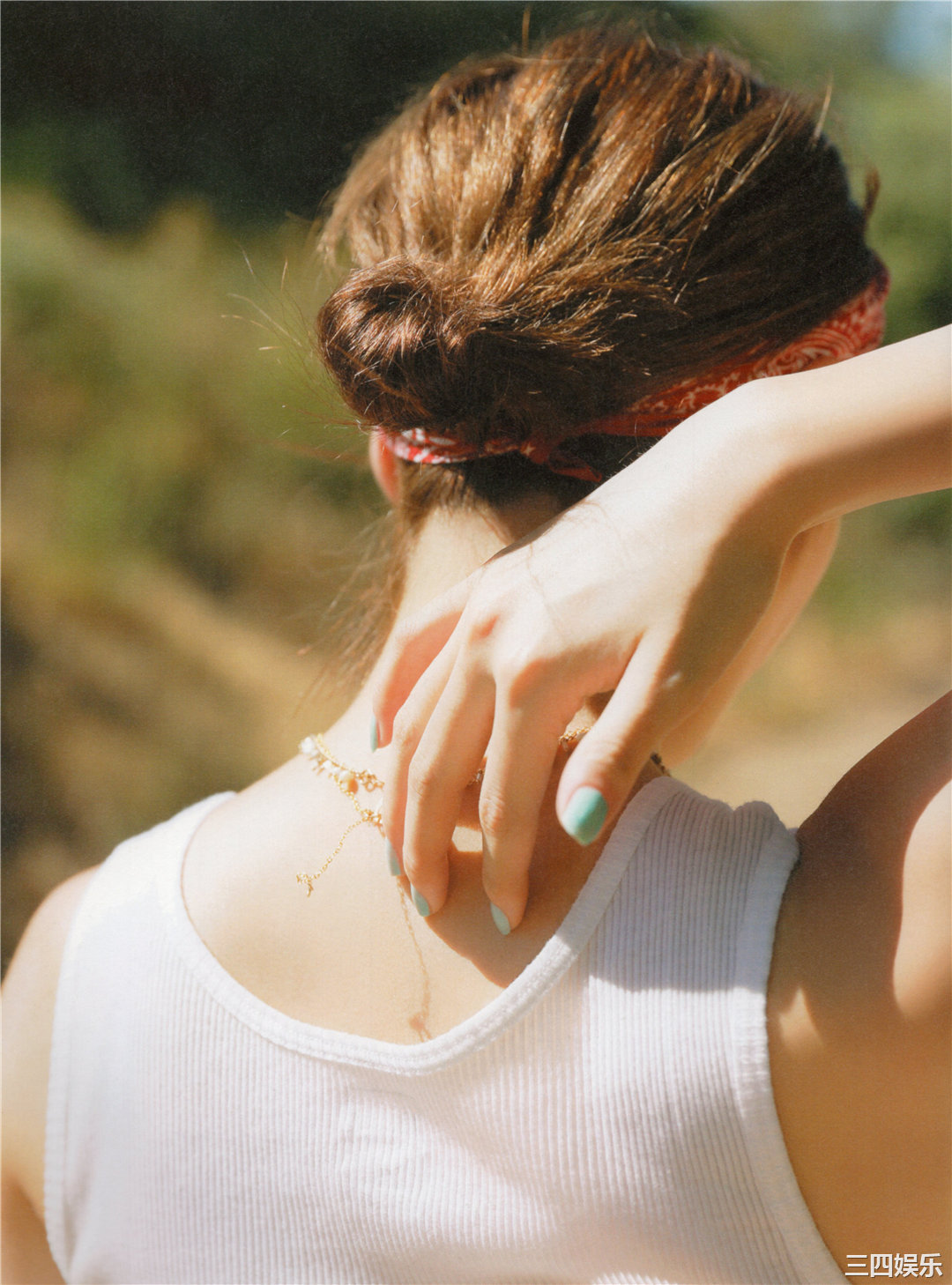 枫1ST写真集《ねぇ、聞いて! !》高清全本