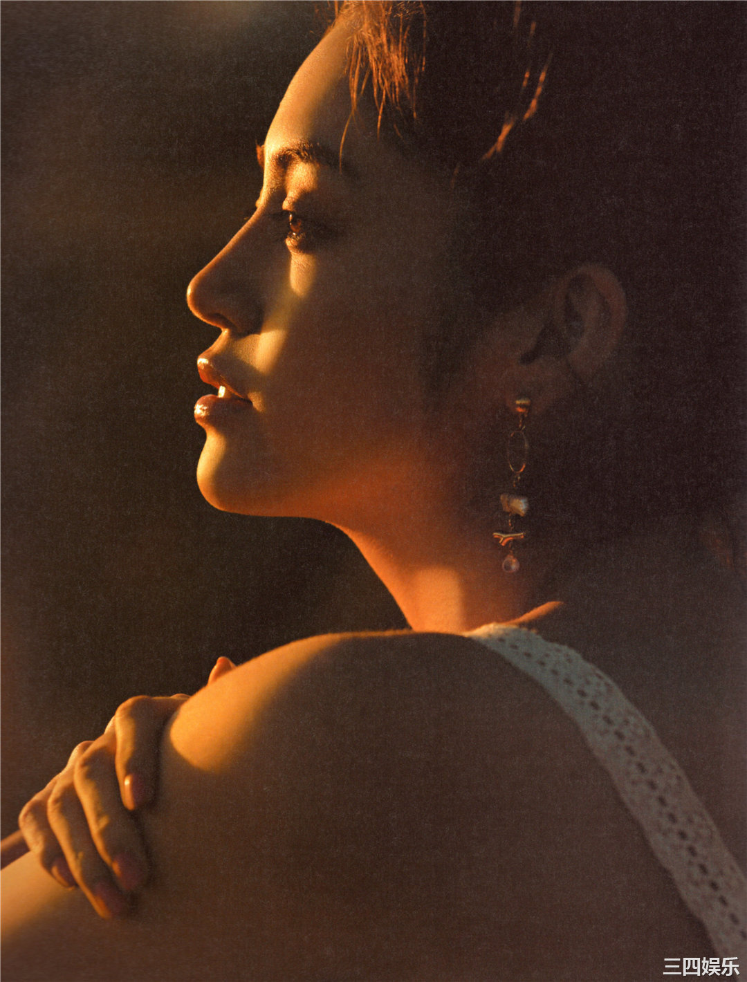 枫1ST写真集《ねぇ、聞いて! !》高清全本