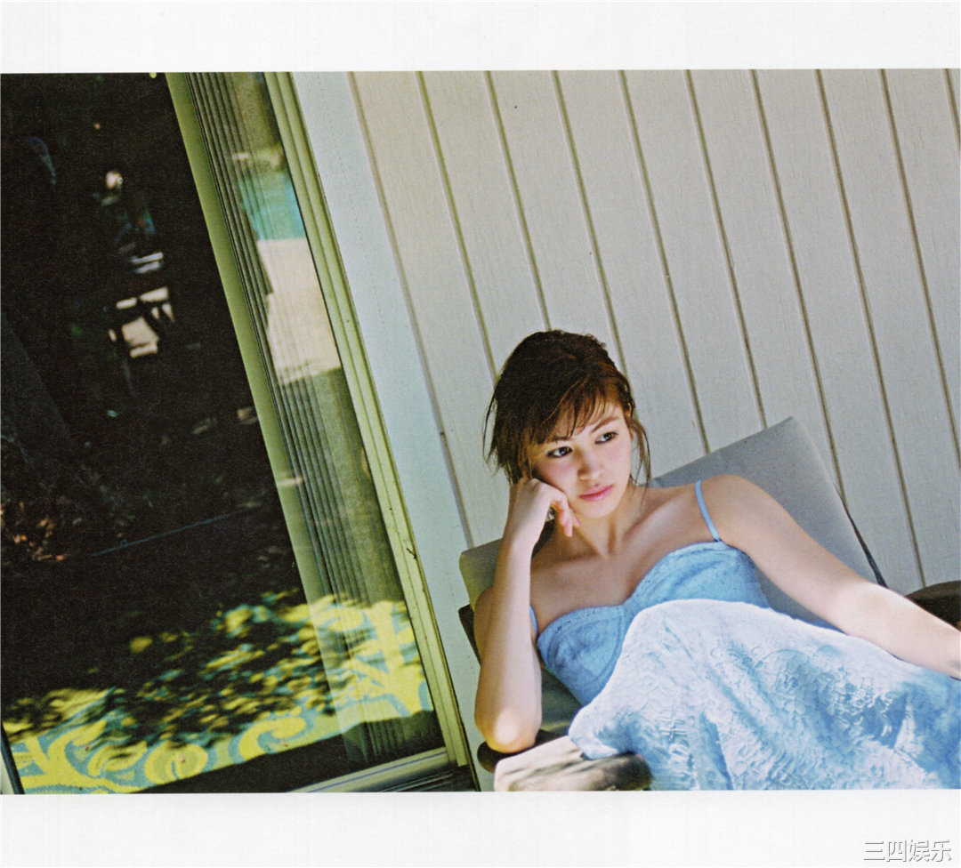 枫1ST写真集《ねぇ、聞いて! !》高清全本