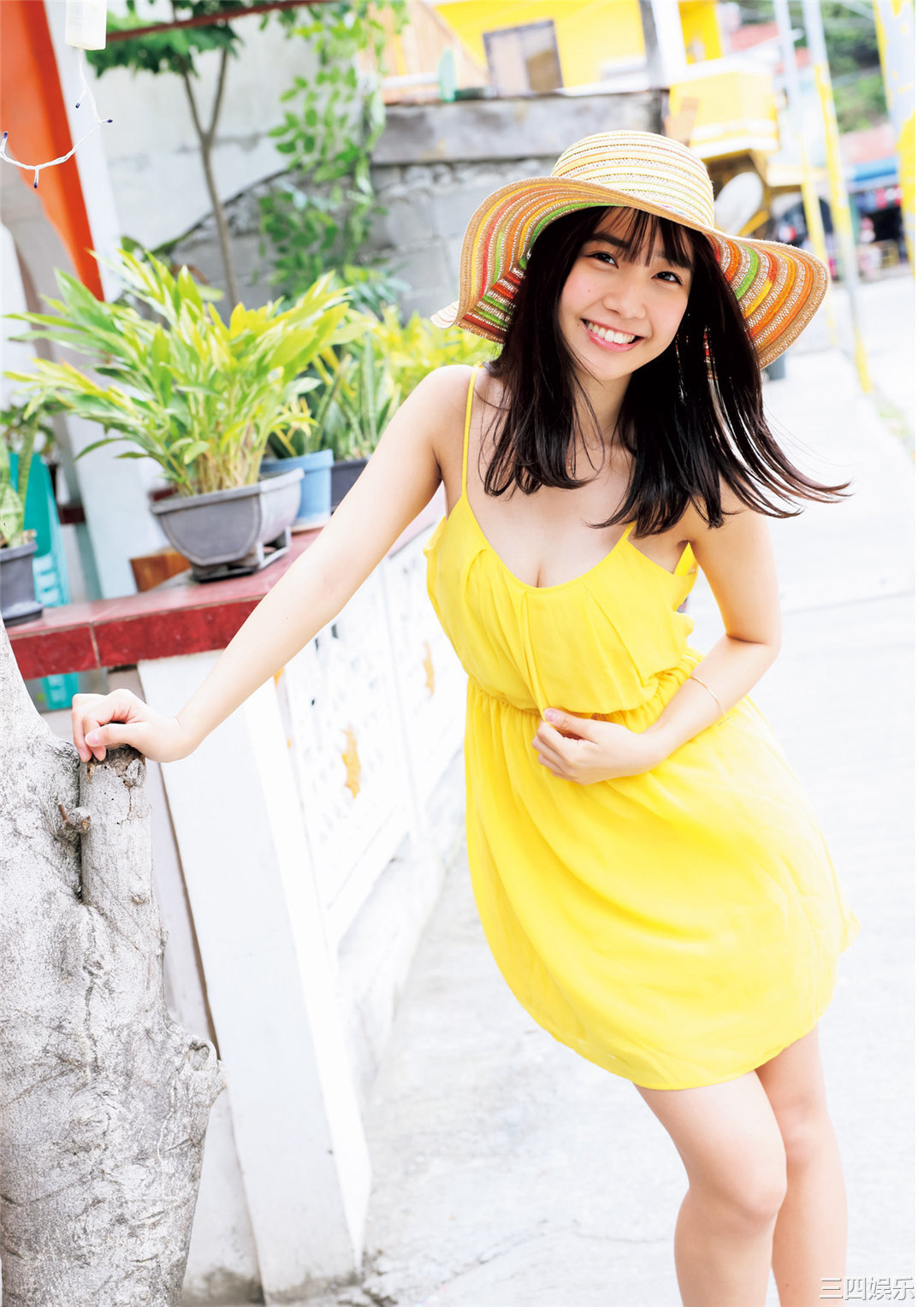 天羽希纯1ST写真集《A…？》高清全本