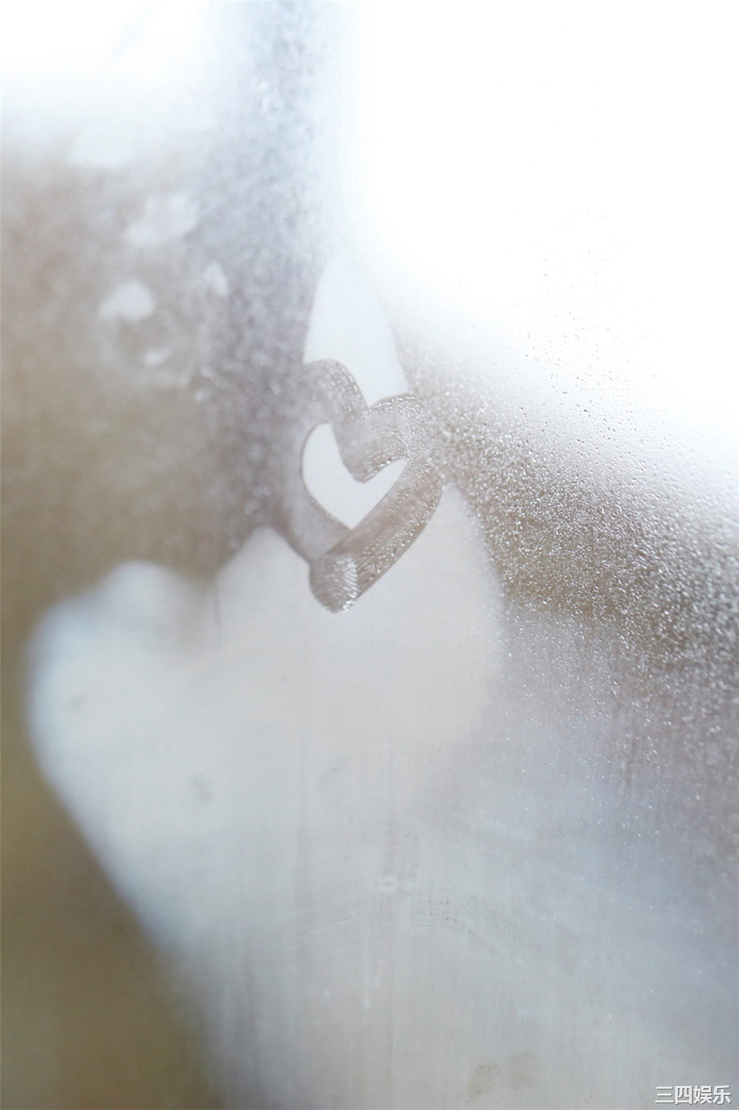 丰田露娜写真集《無敵のヒロイン》高清全本