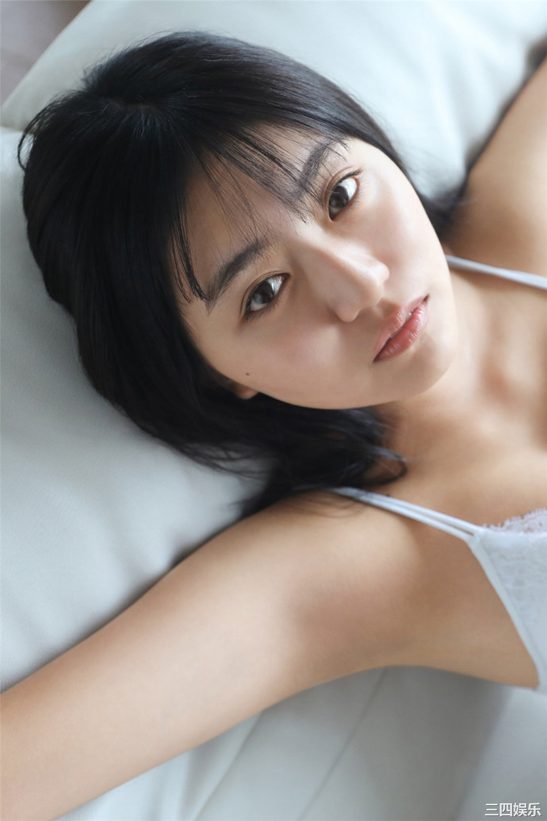 丰田露娜写真集《無敵のヒロイン》高清全本