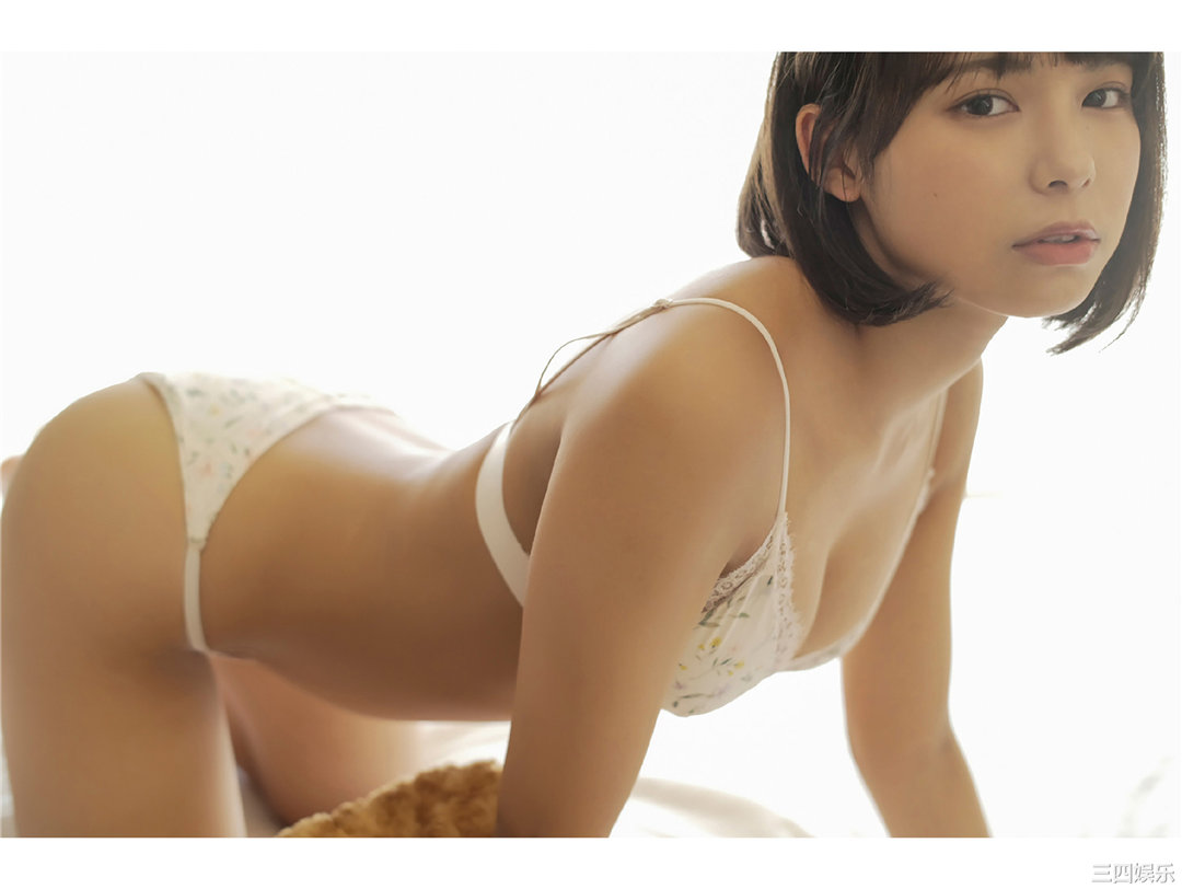 宫崎あみさ写真集《SLEEPING GIRL ～眠れる海の美少女～》高清全本