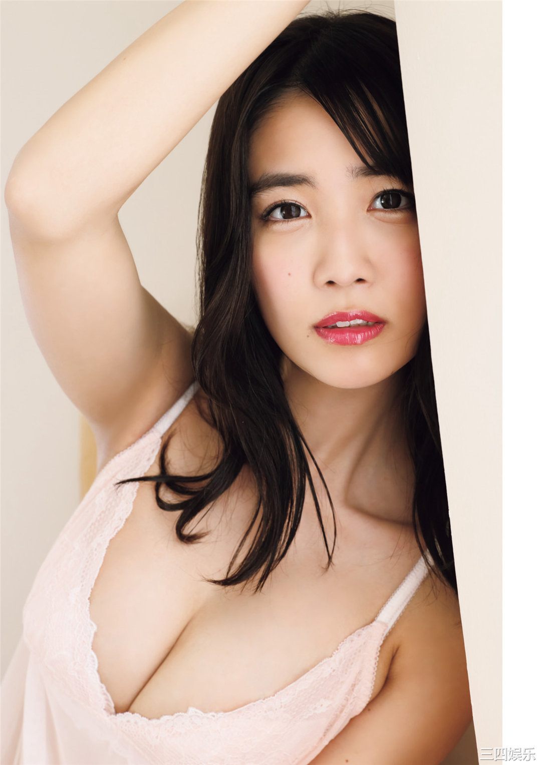 天羽希纯1ST写真集《A…？》高清全本