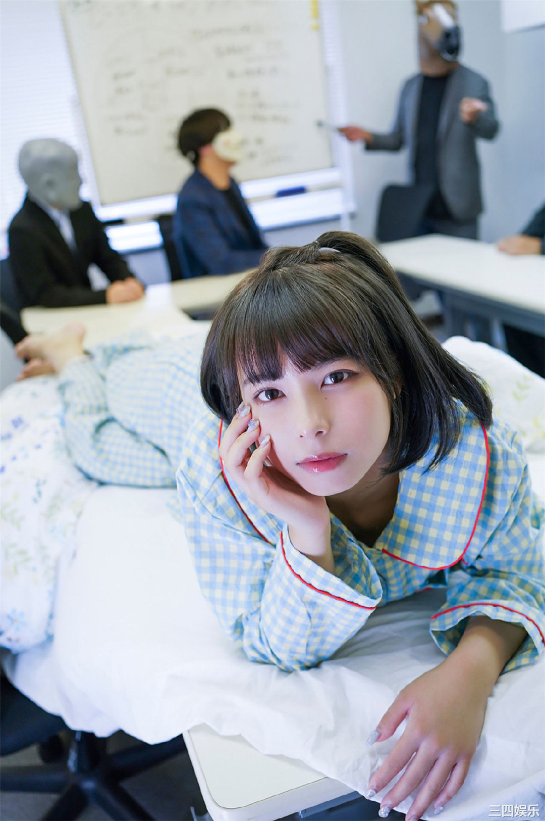 宫崎あみさ写真集《SLEEPING GIRL ～眠れる海の美少女～》高清全本